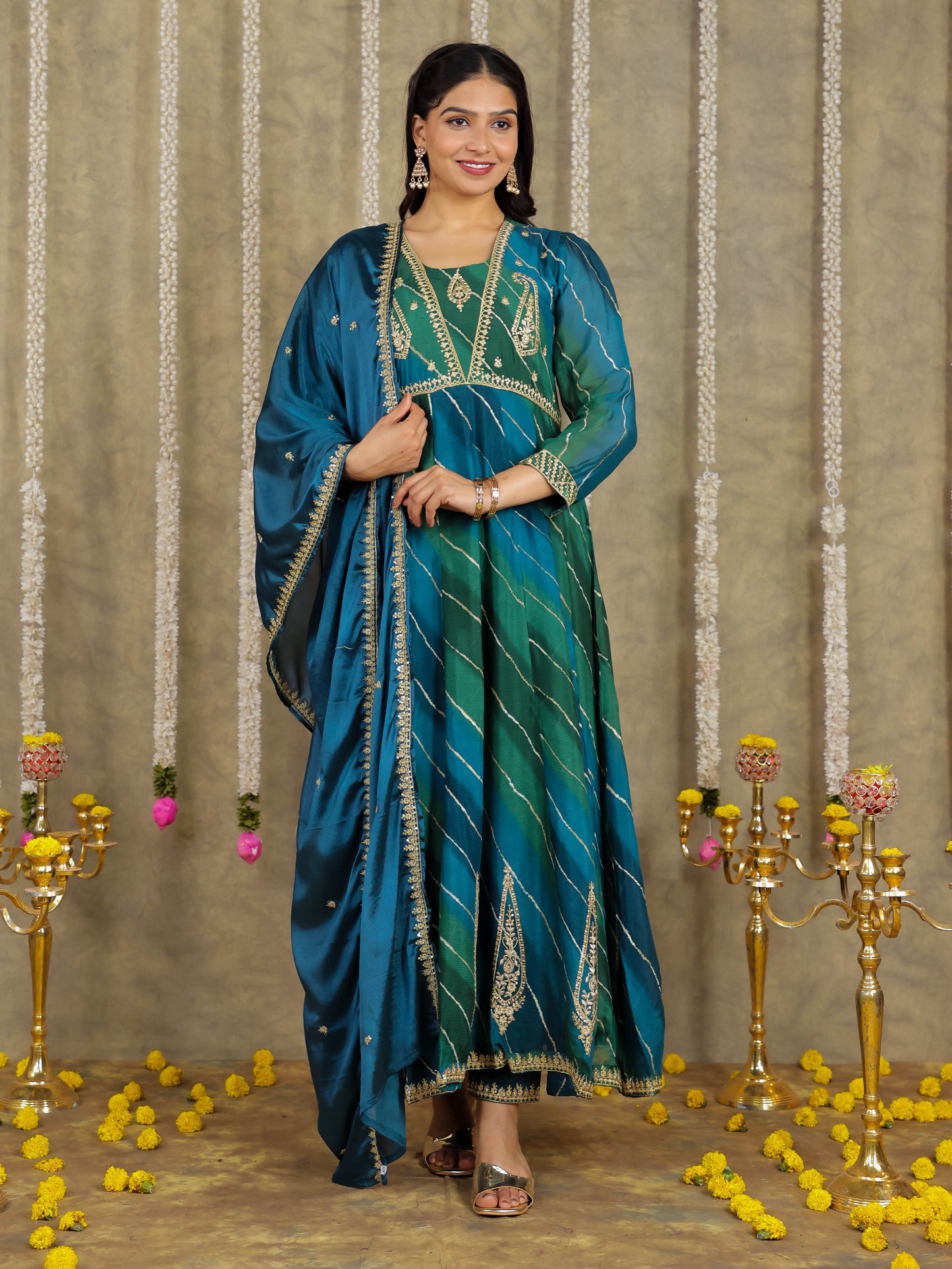 Embroidered Romen silk Leheriya Green Kurta