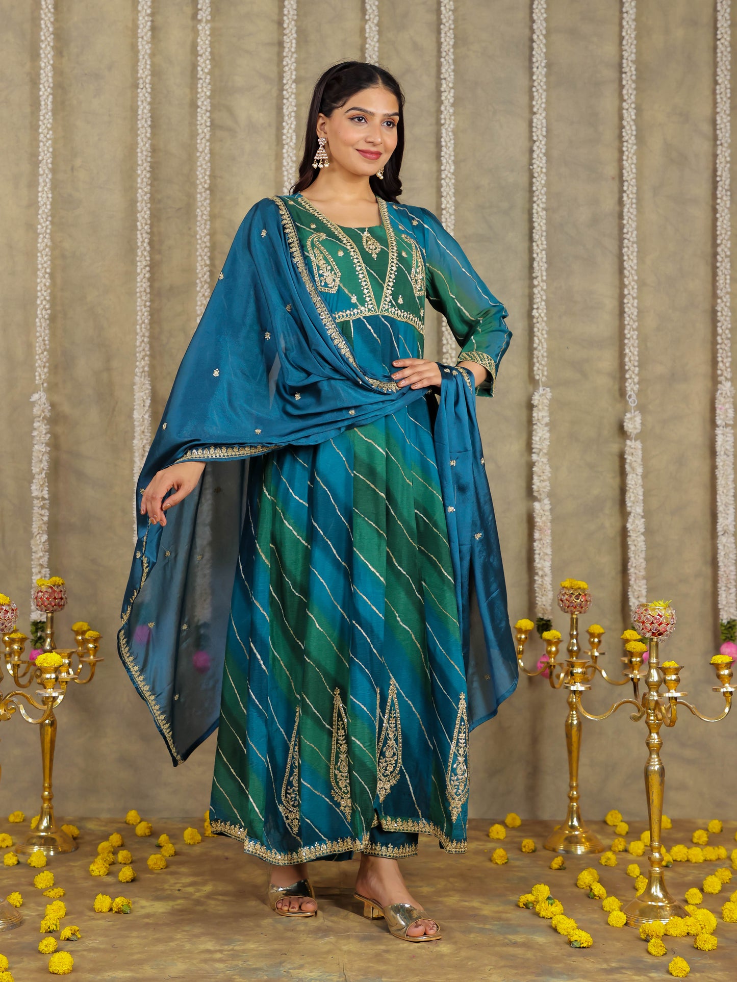 Embroidered Romen silk Leheriya Green Kurta