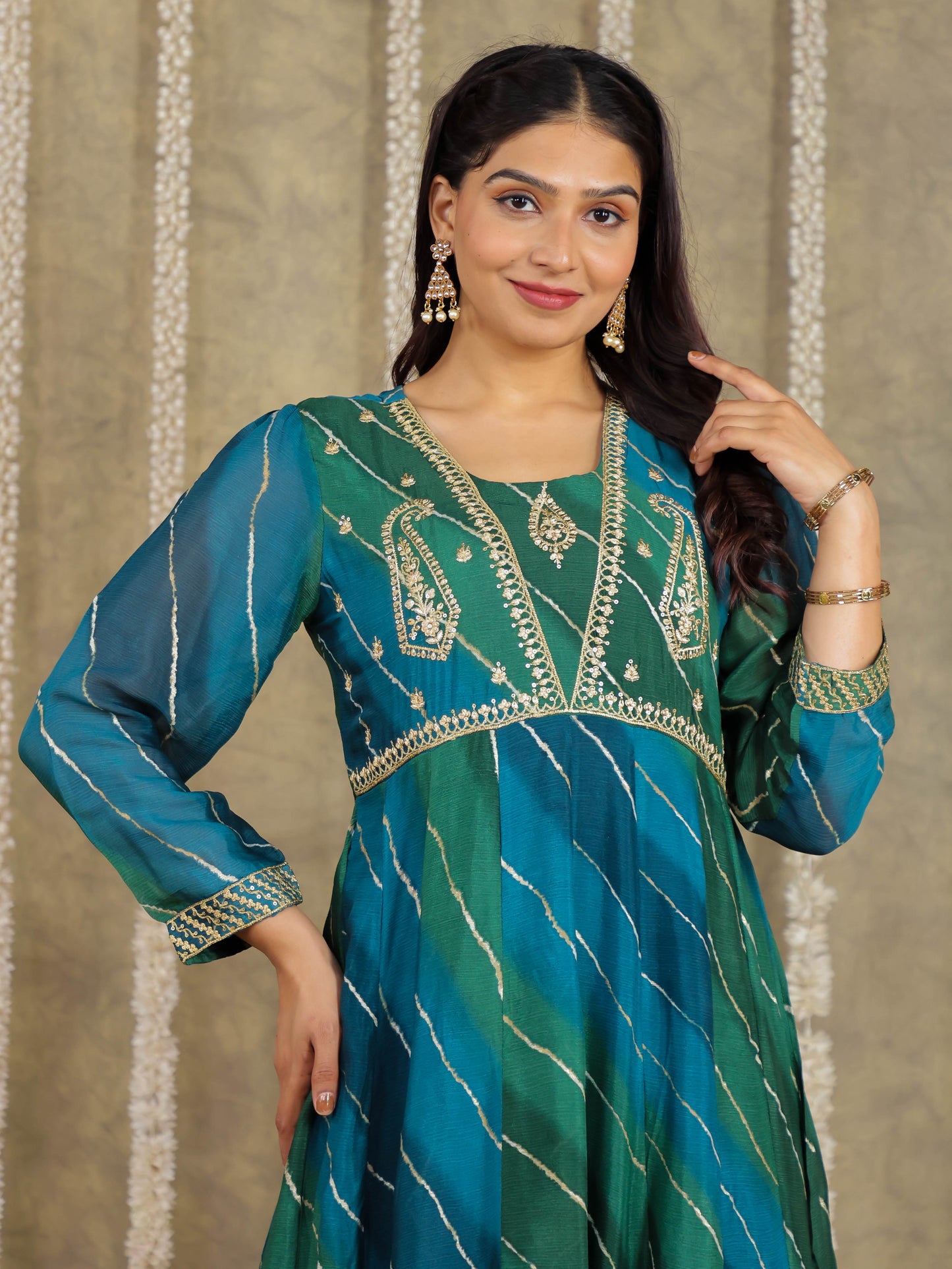 Embroidered Romen silk Leheriya Green Kurta