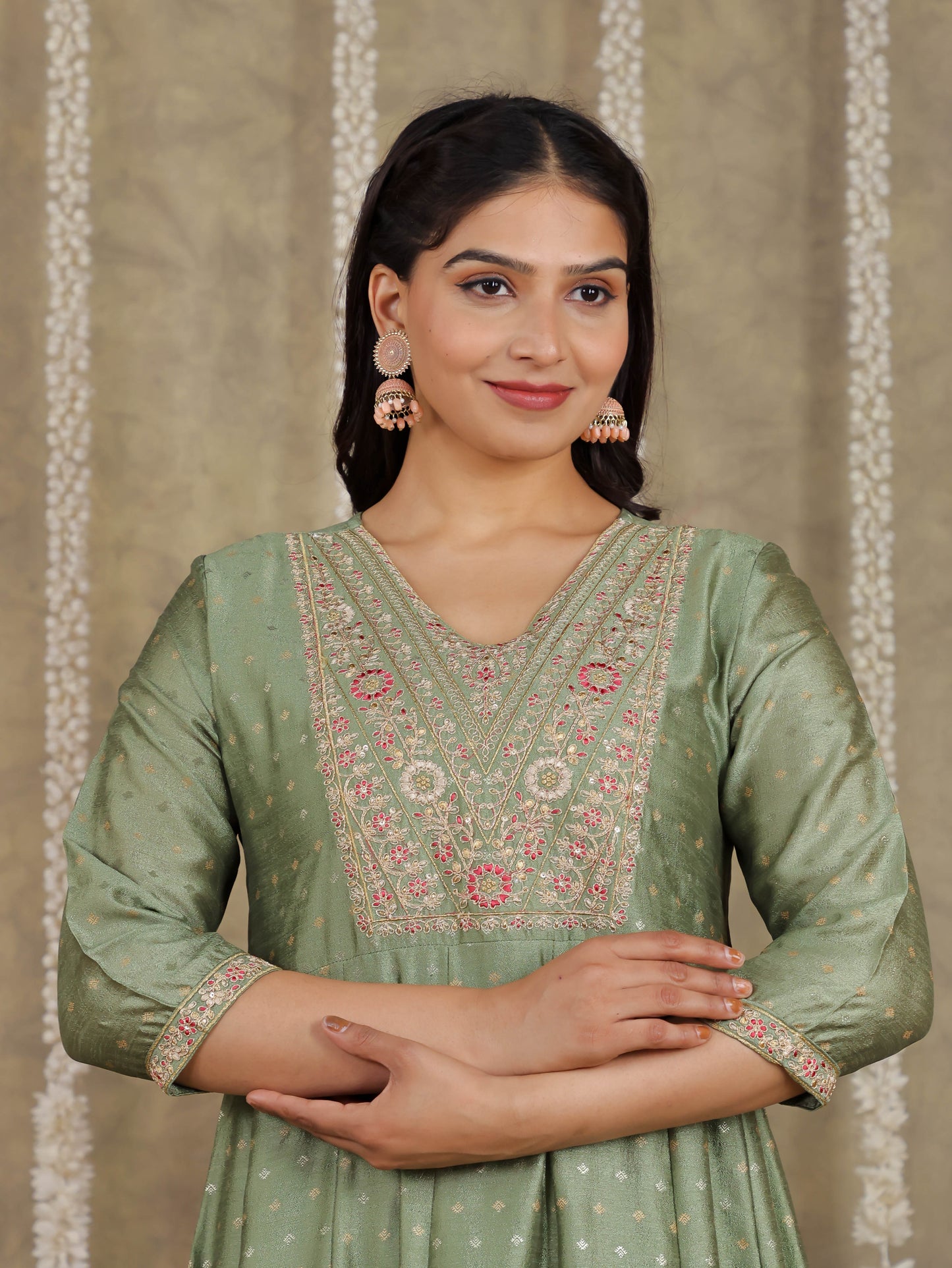 Embroidered Self Design Chanderi Solid Green Kurta