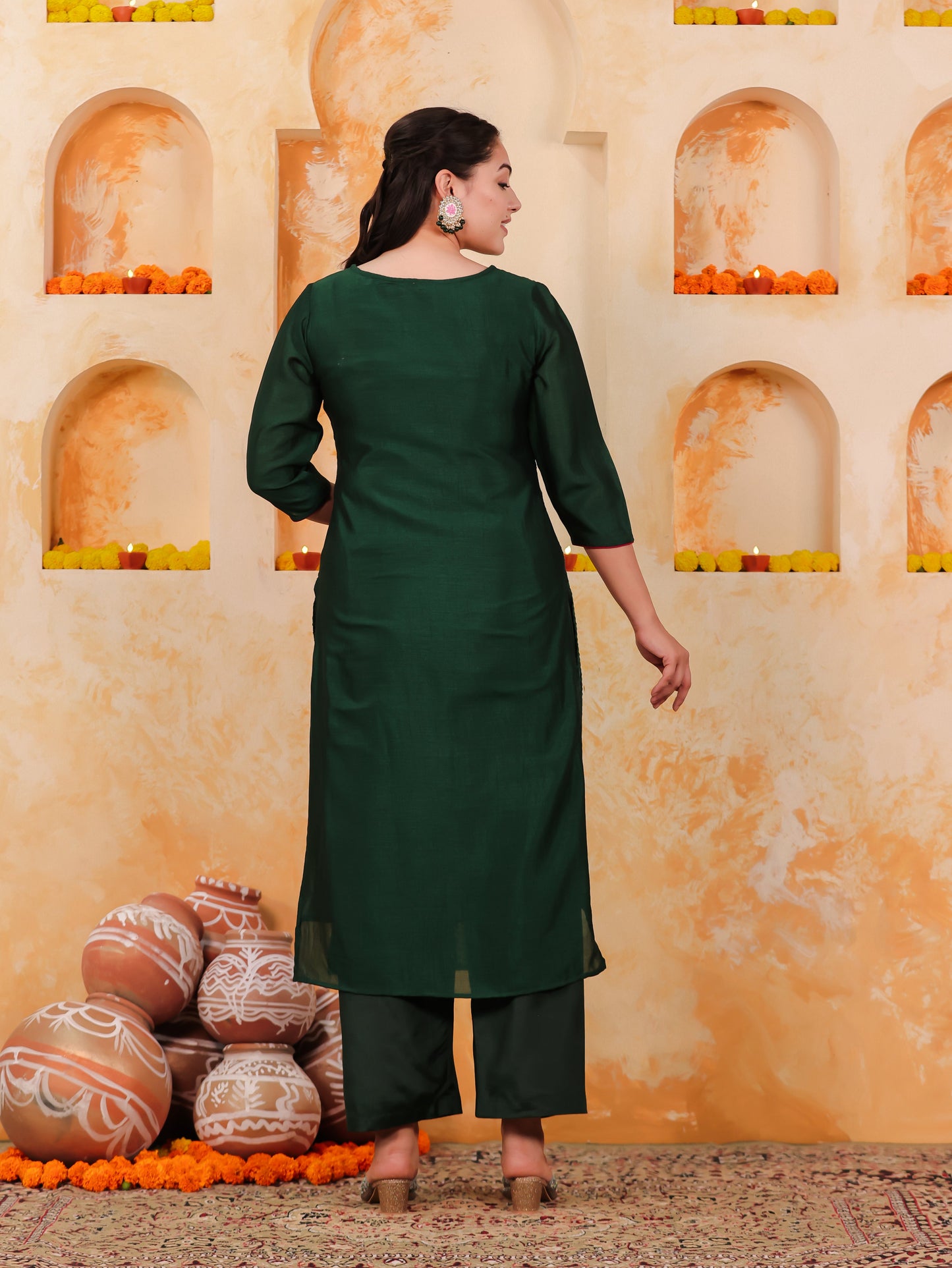 Embroidered Self Design Chanderi Solid Straight Green Kurta