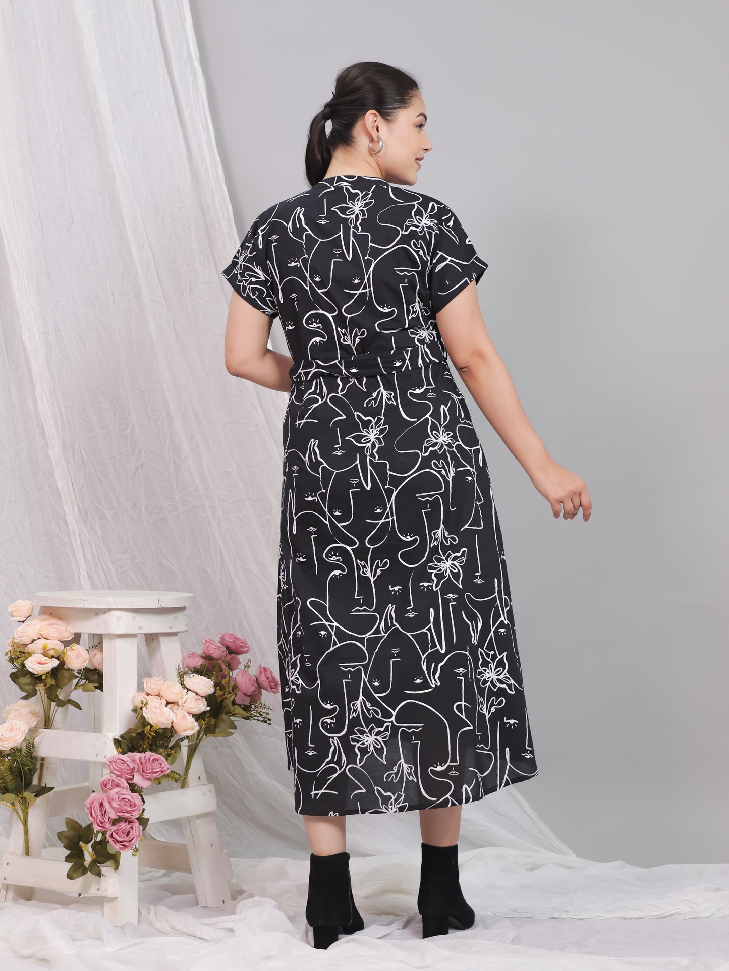 Soft Cotton Abstract A-line Black Dress (With Belt)
