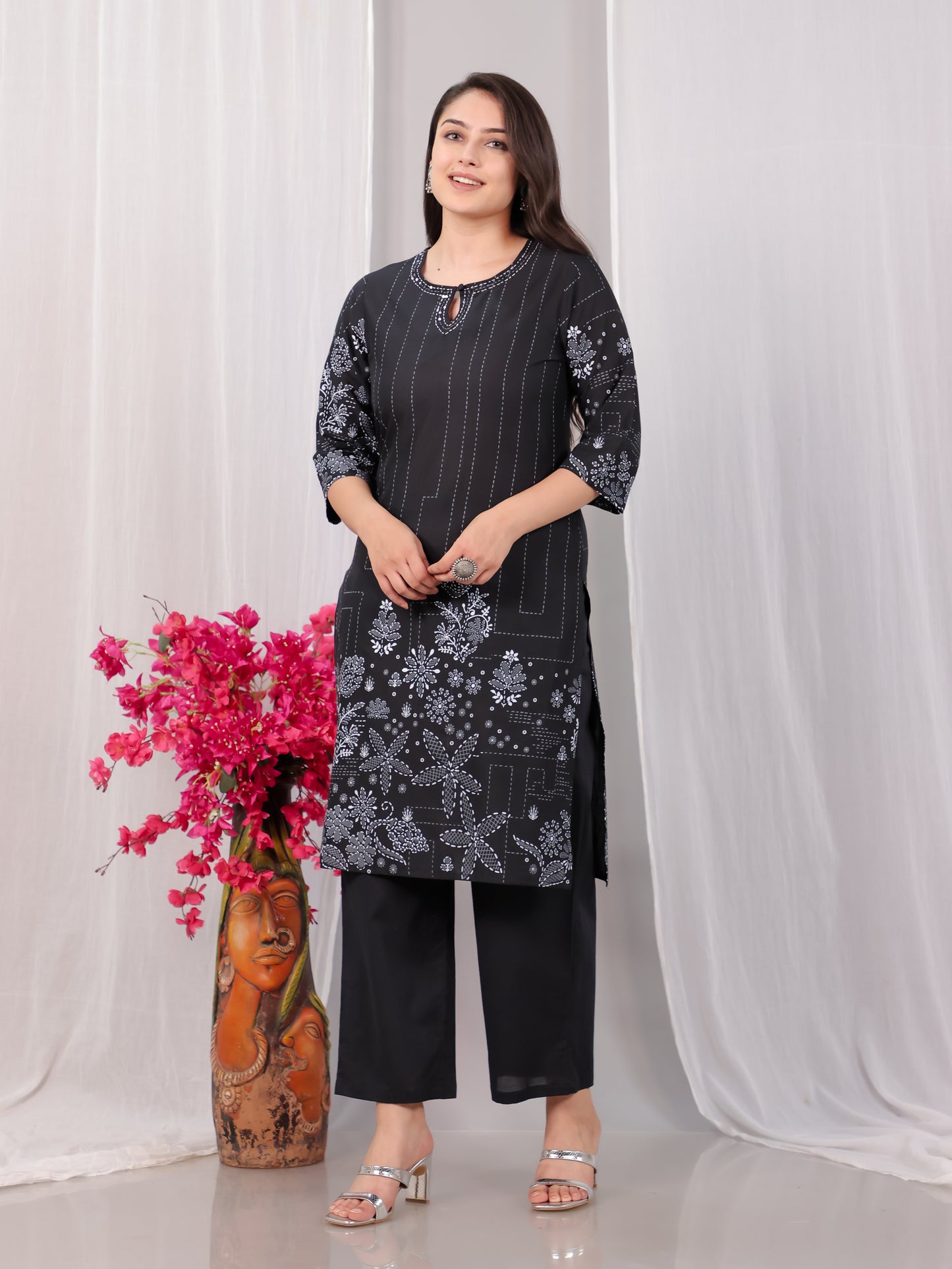 Embroidered Soft Cotton Placement Print Straight Black Kurta