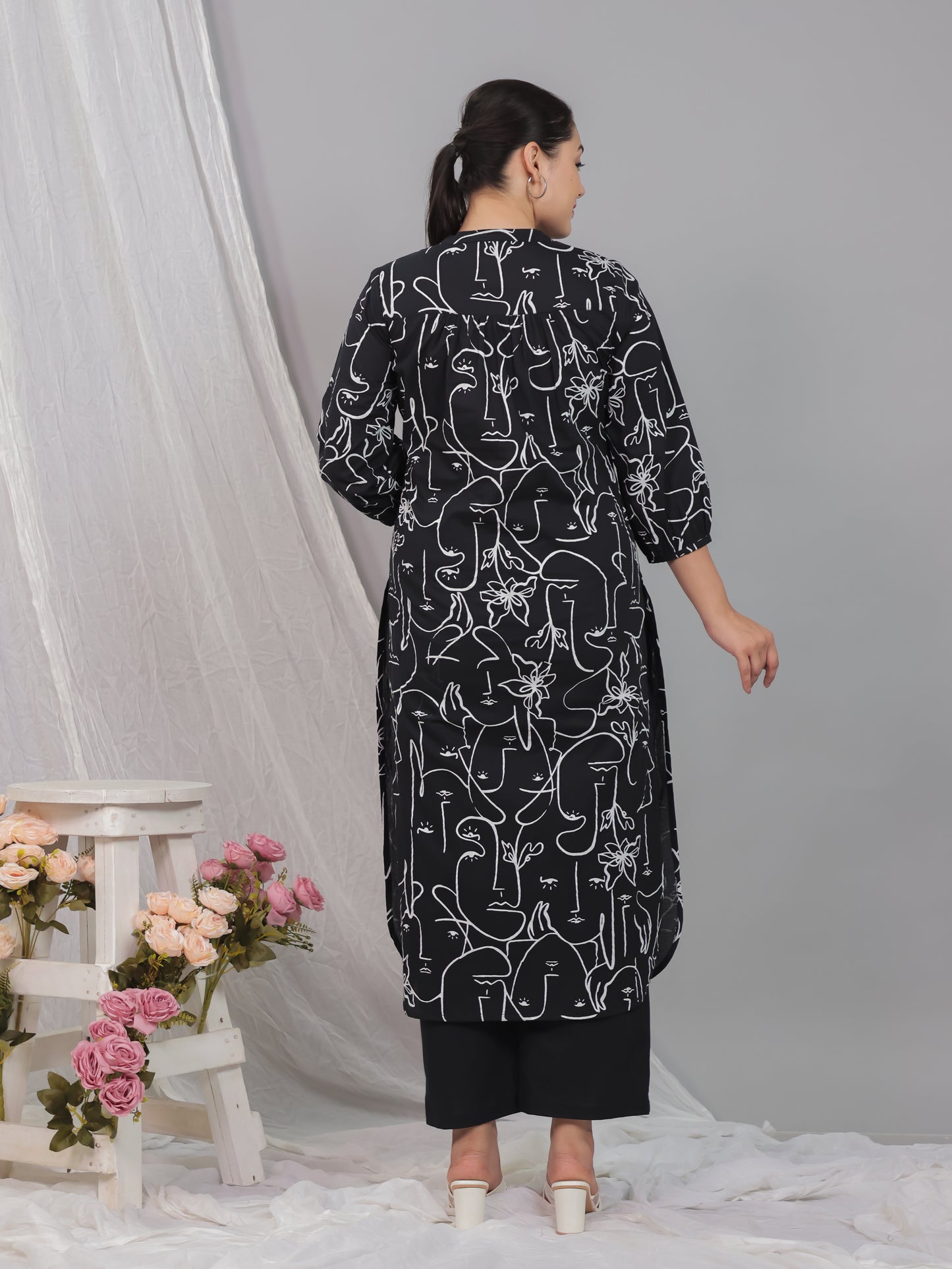 Soft Cotton Abstract Straight Black Kurta