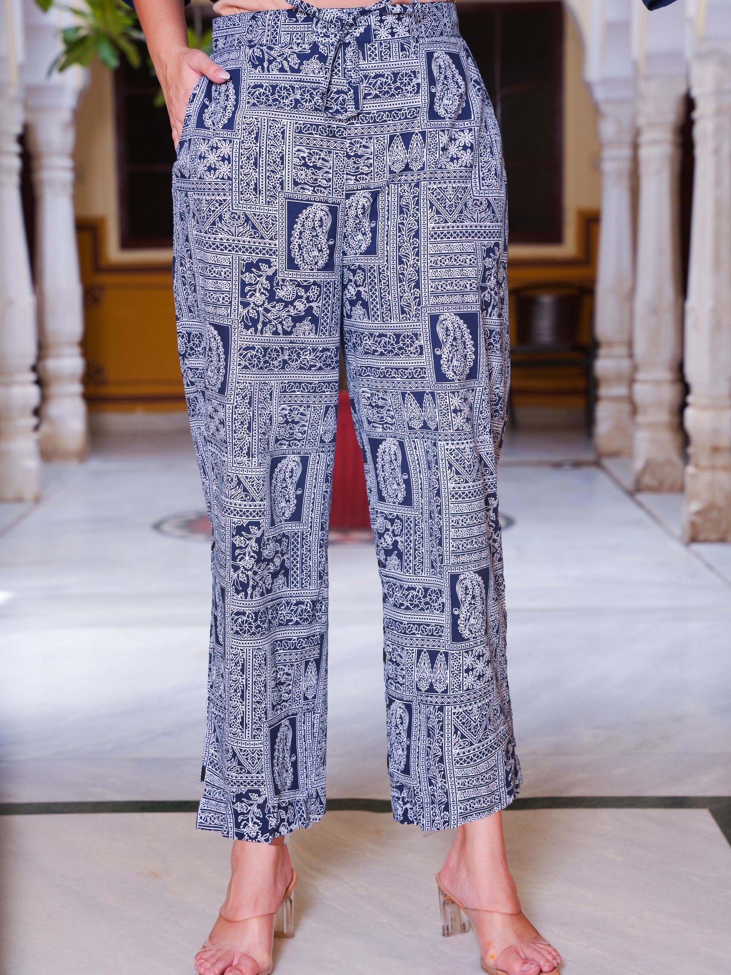 Soft Cotton Solid Straight Blue Kurta