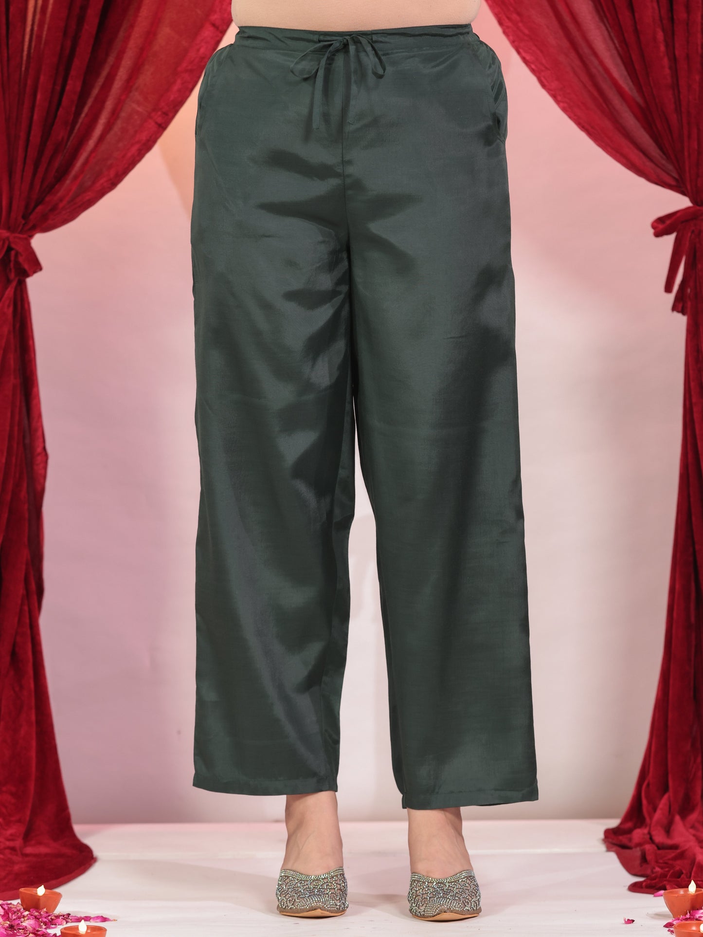 Embroidered Georgette Solid Straight Green Kurta