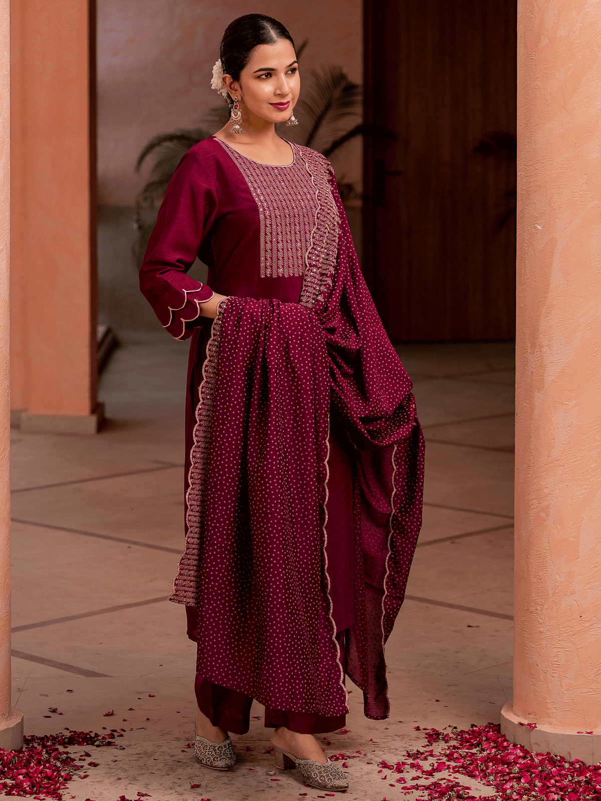 Embroidered Blended Silk Solid Straight Purple Kurta