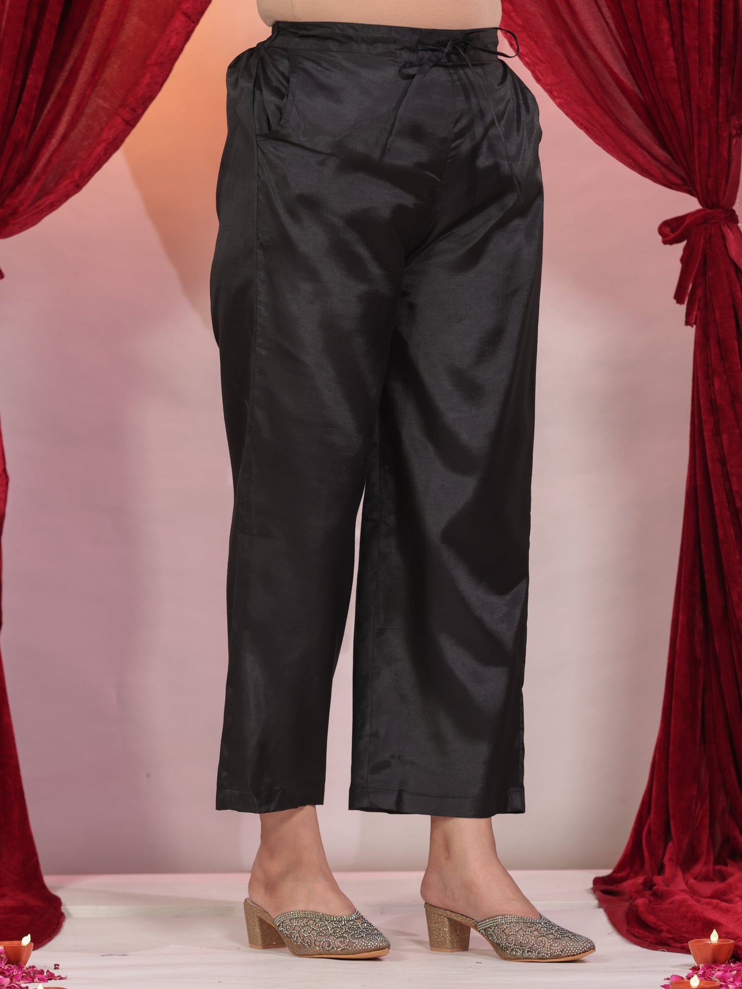 Embroidered Georgette Solid Straight Black Kurta