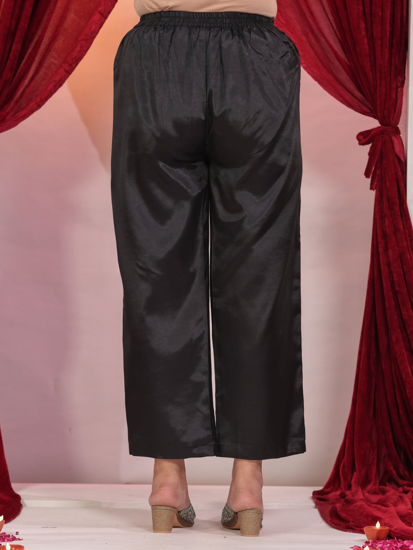 Embroidered Georgette Solid Straight Black Kurta