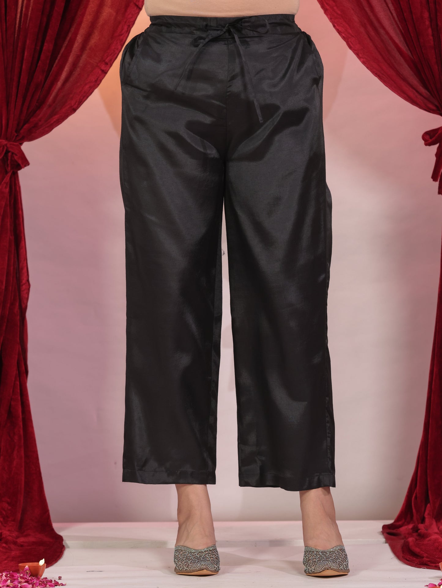 Embroidered Georgette Solid Straight Black Kurta