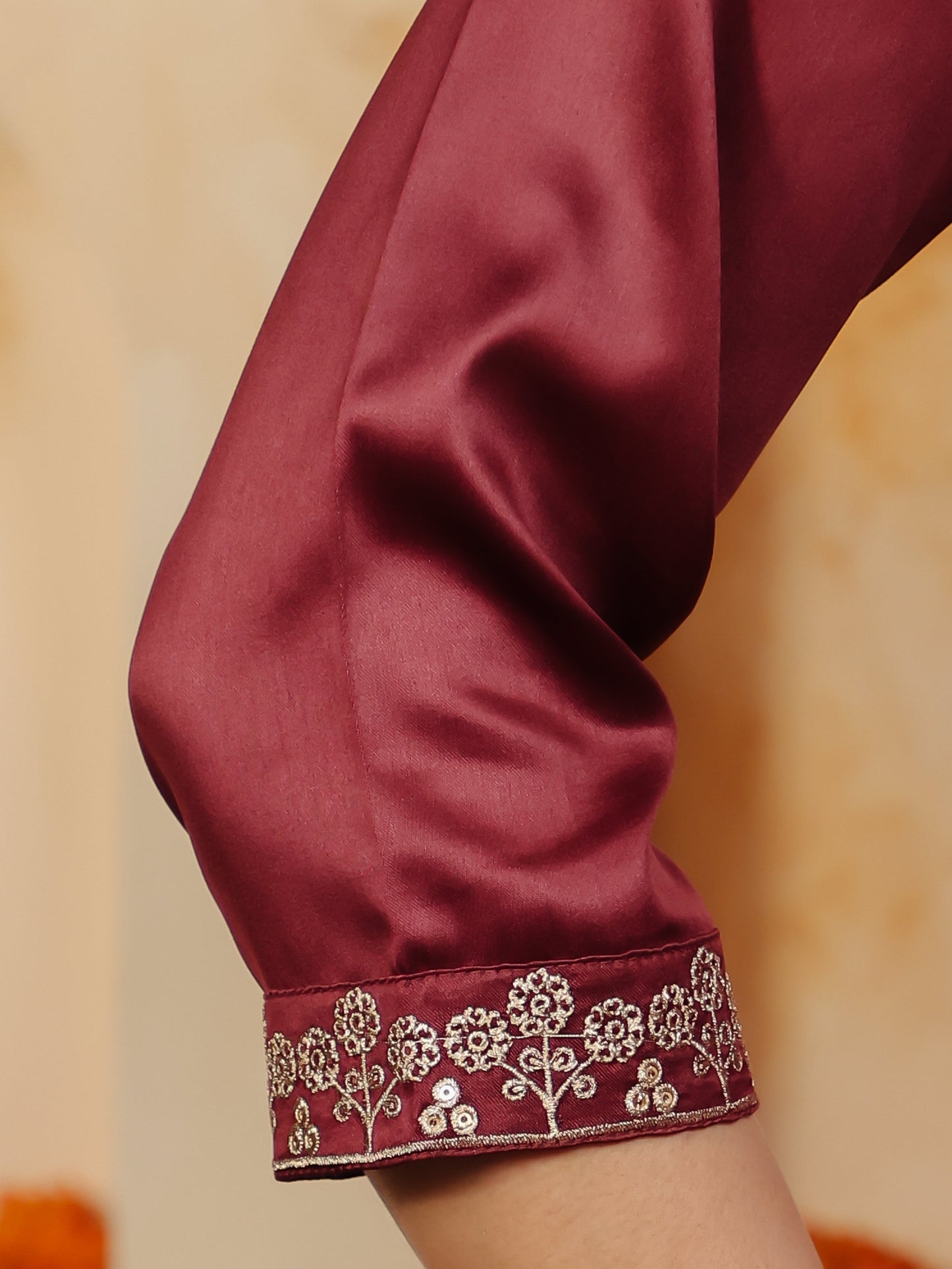 Embroidered Satin Solid Straight Maroon Kurta