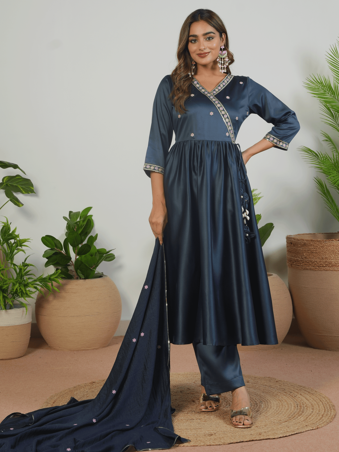 Embroidered Georgette Solid Navy Blue Dupatta