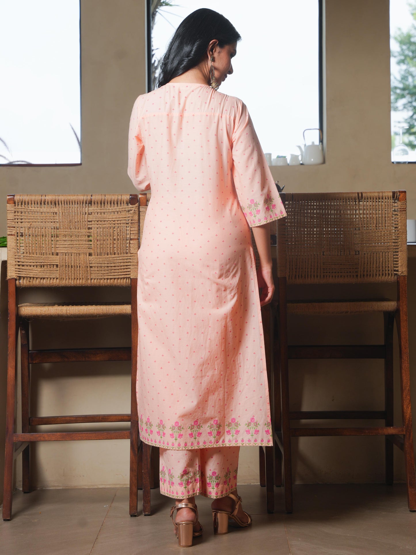 Embroidered Soft Cotton Floral Straight Peach Kurta