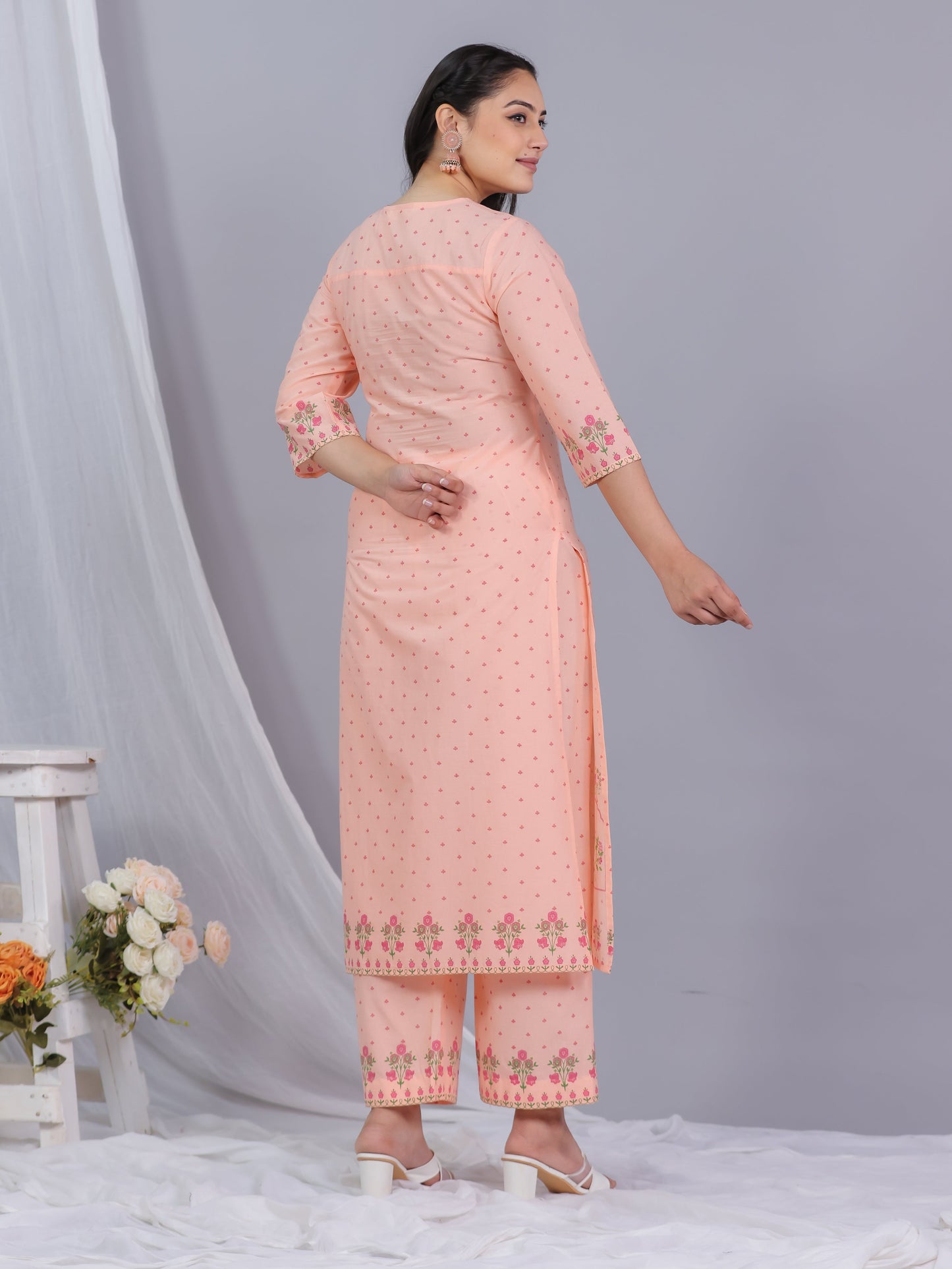 Embroidered Soft Cotton Floral Straight Peach Kurta