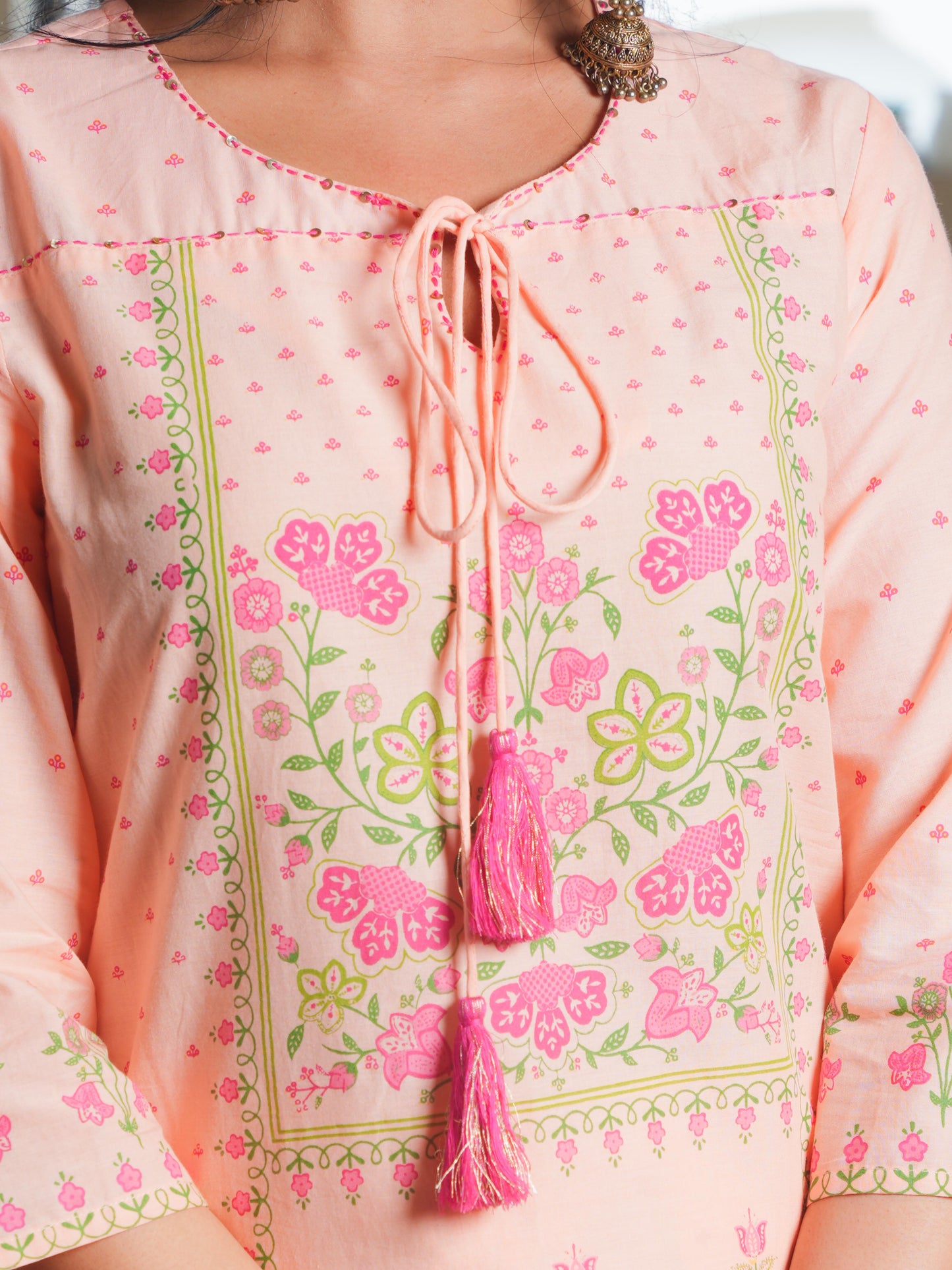 Embroidered Soft Cotton Floral Straight Peach Kurta