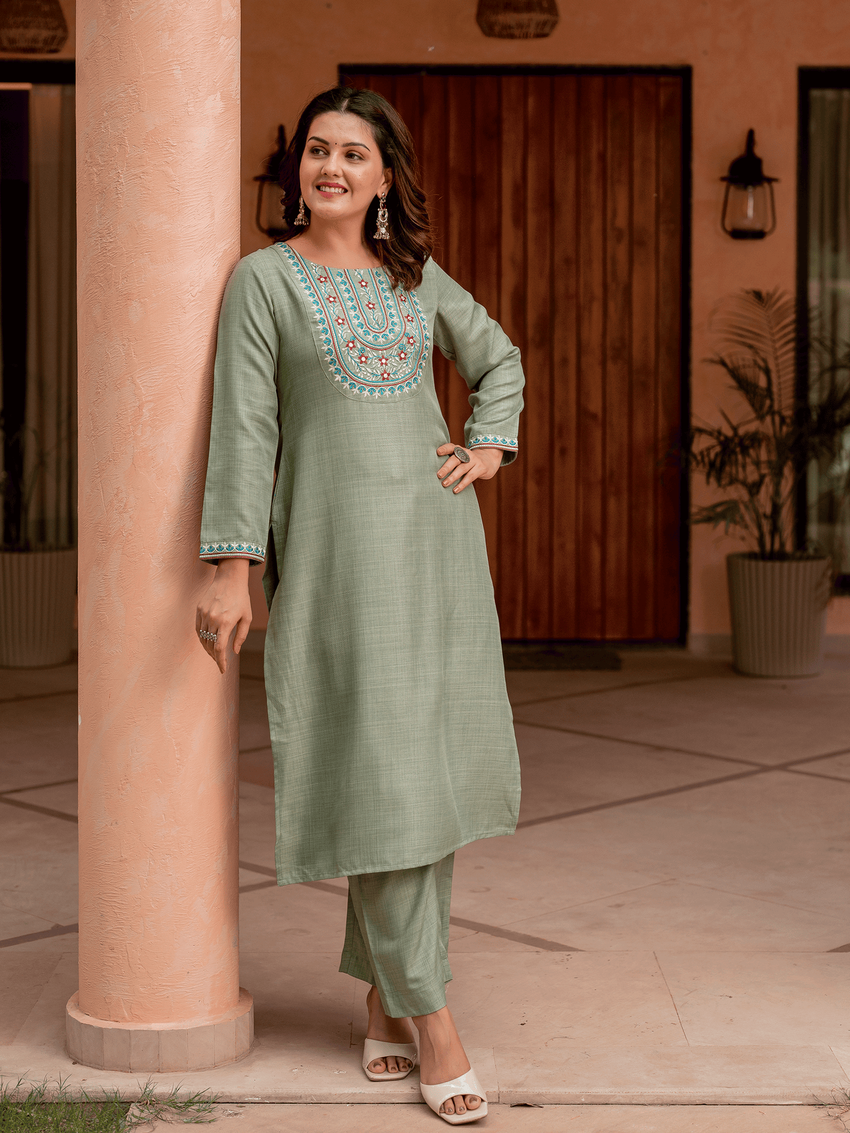 Embroidered Blended Silk Solid Straight Olive Kurta
