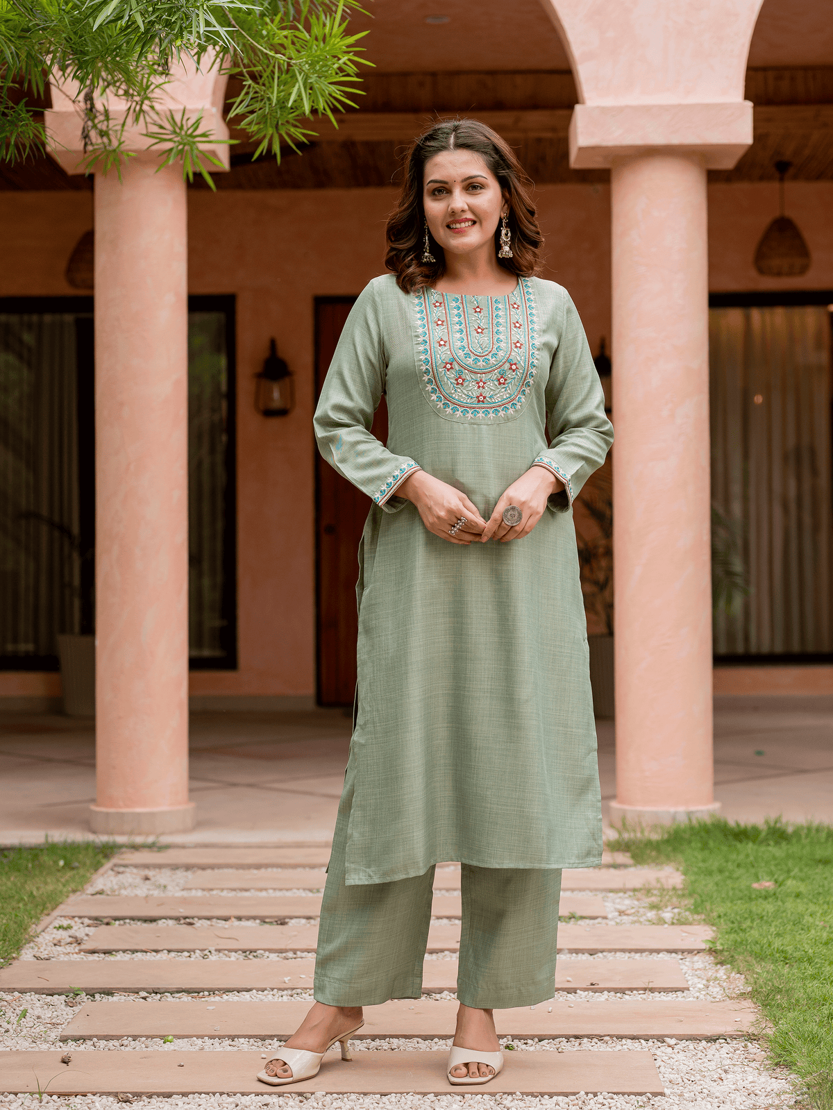 Embroidered Blended Silk Solid Straight Olive Kurta