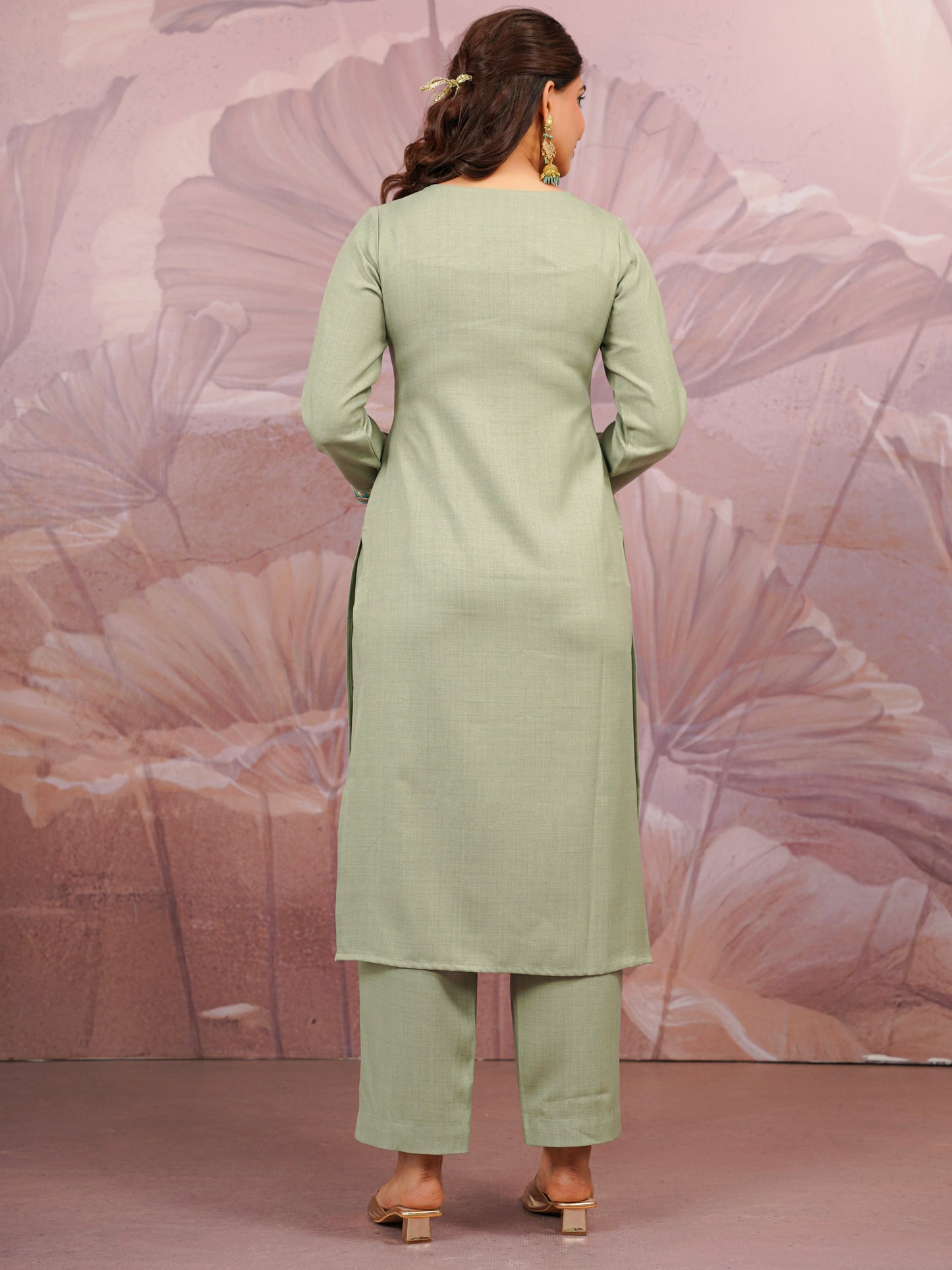 Embroidered Blended Silk Solid Straight Olive Kurta