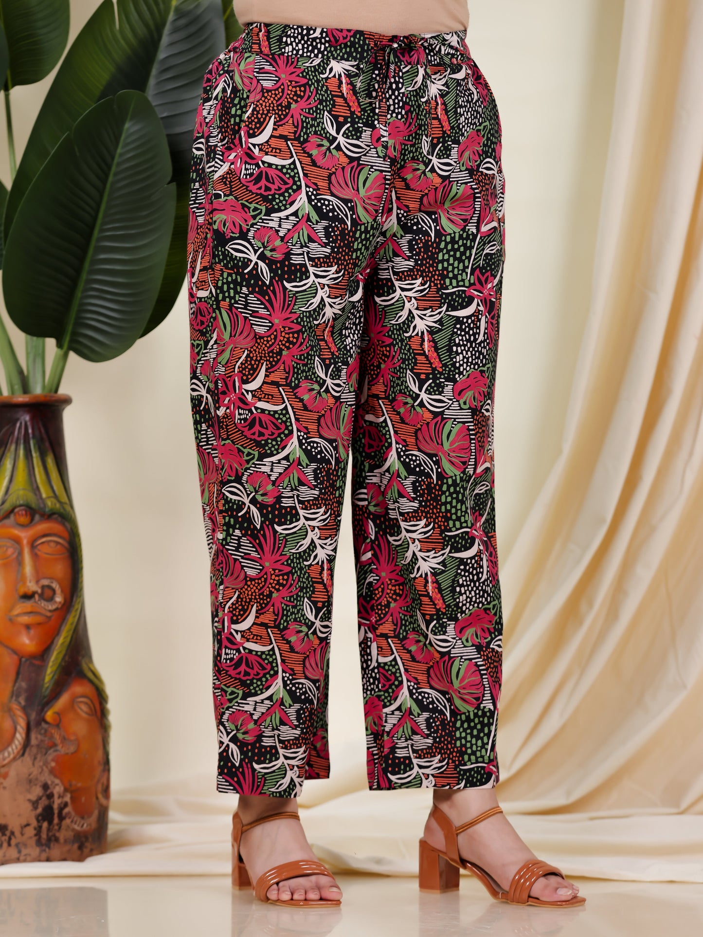 Soft Cotton Geometric Multicolor Straight Straight Trousers