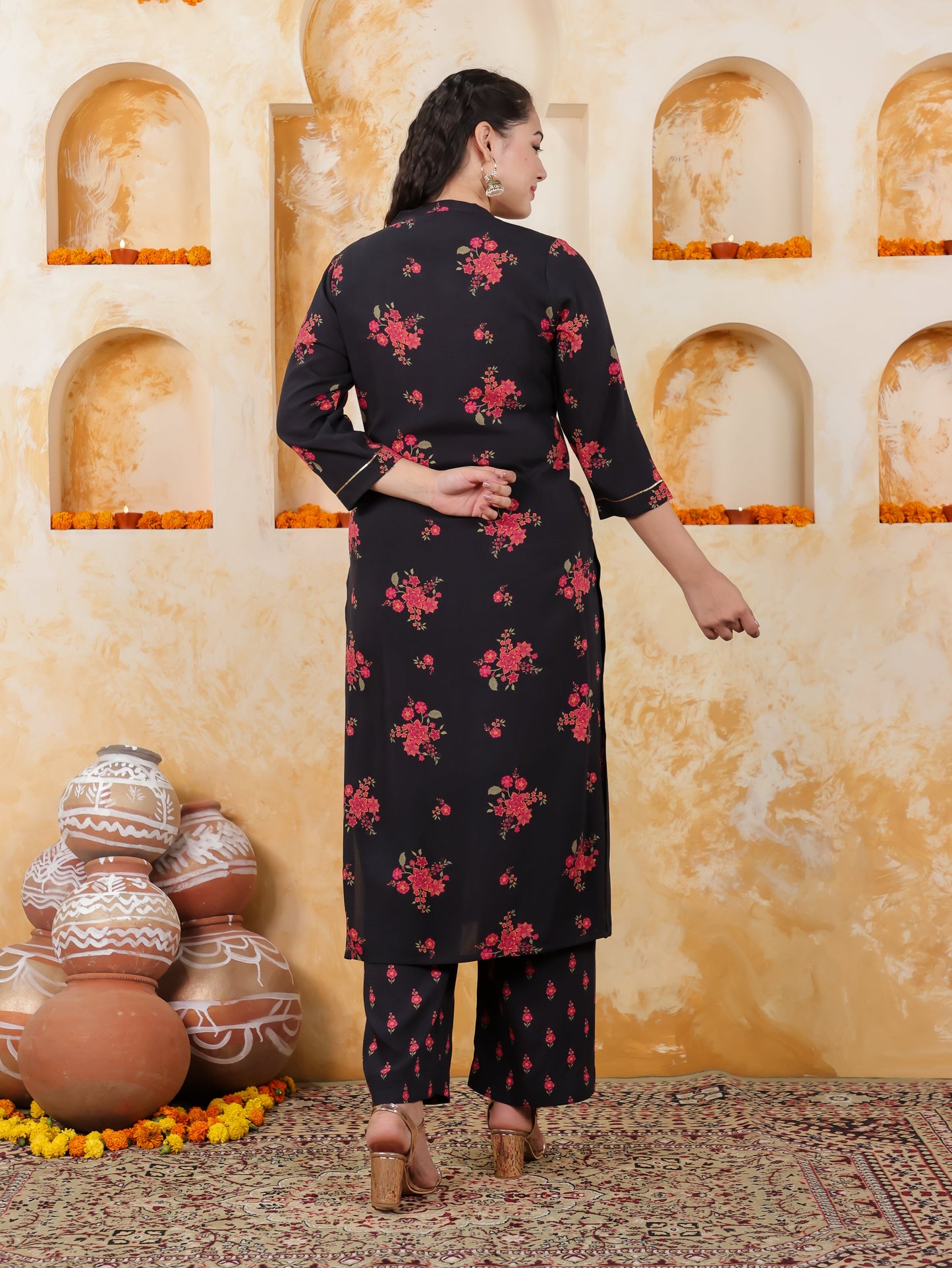 Embroidered Viscose Floral Straight Black Kurta
