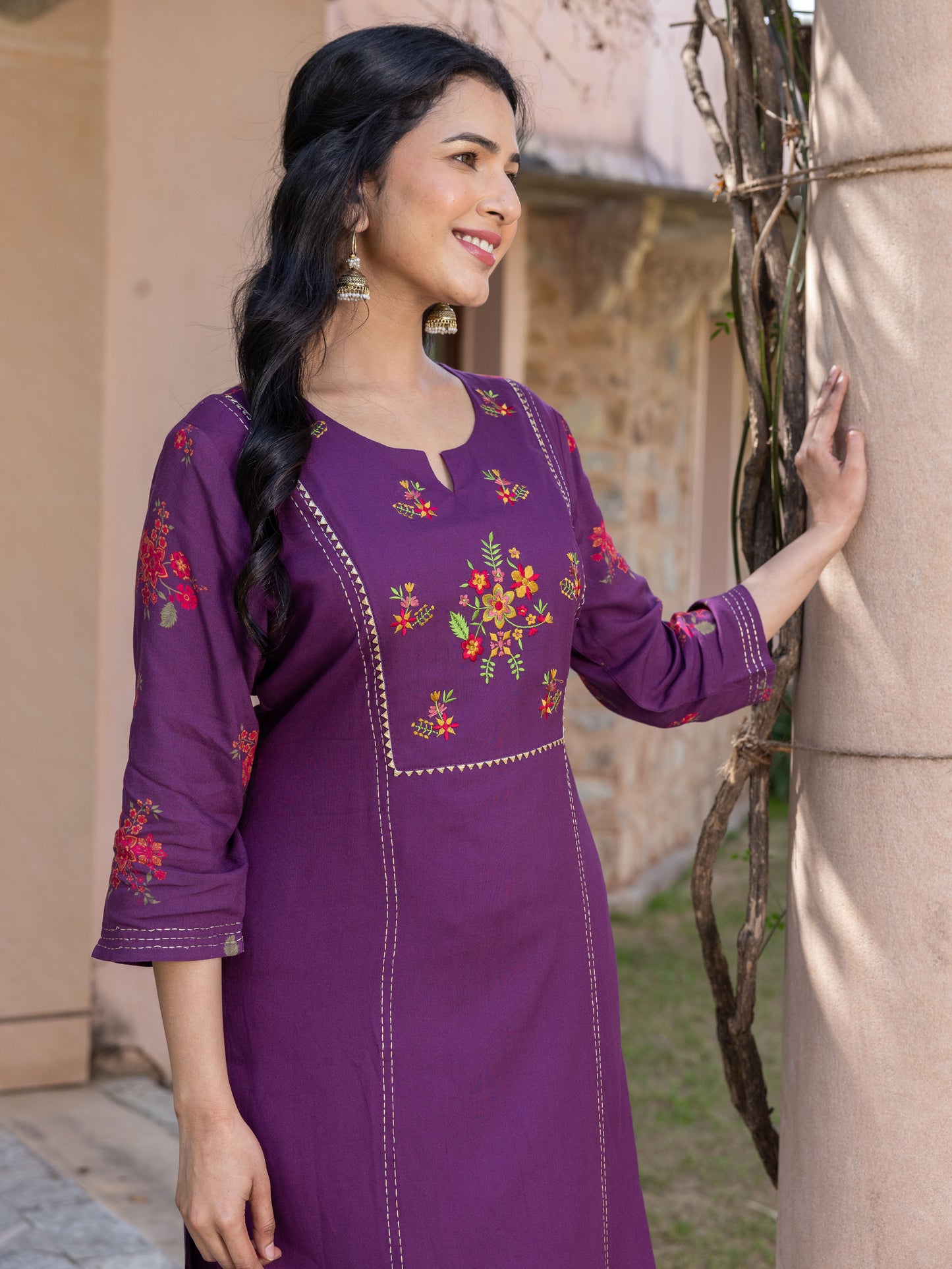 Embroidered Viscose Solid Straight Wine Kurta