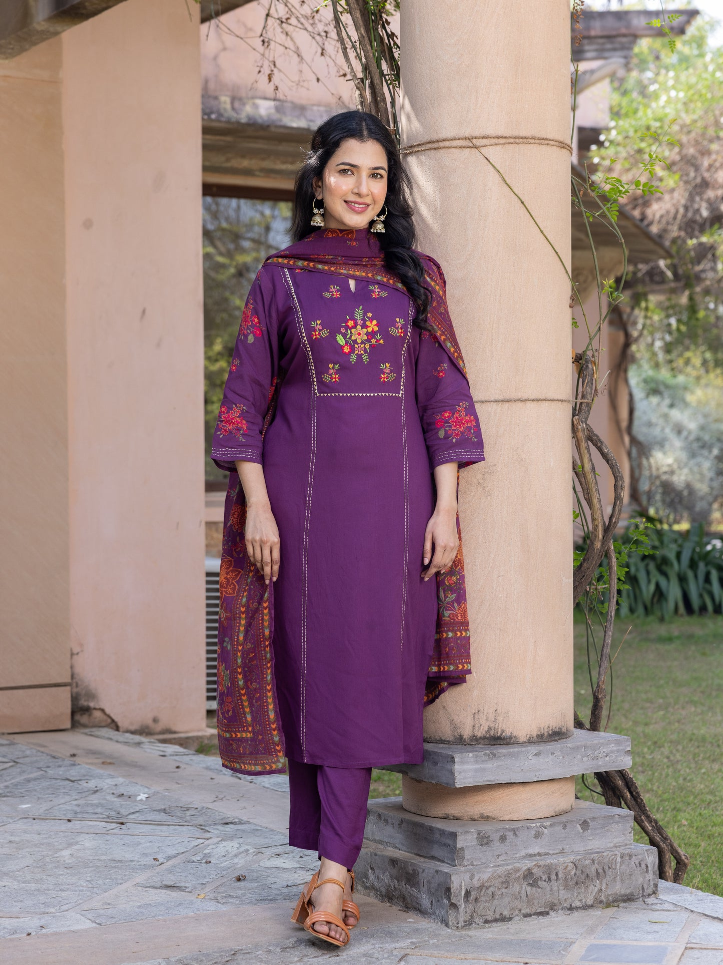 Embroidered Viscose Solid Straight Wine Kurta