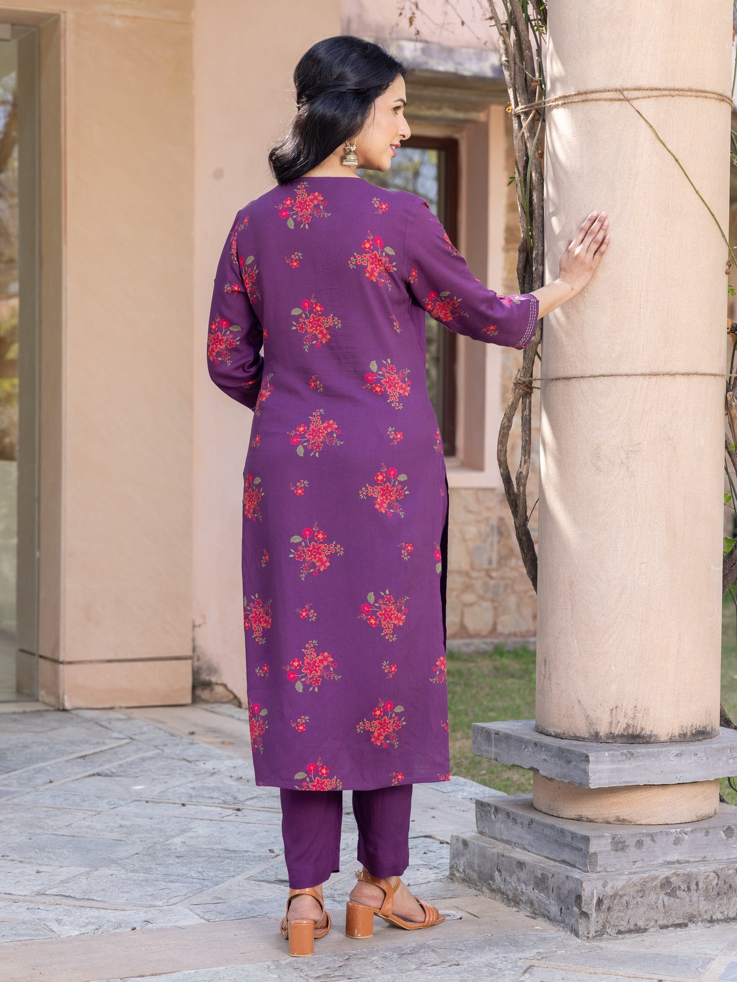 Embroidered Viscose Solid Straight Wine Kurta