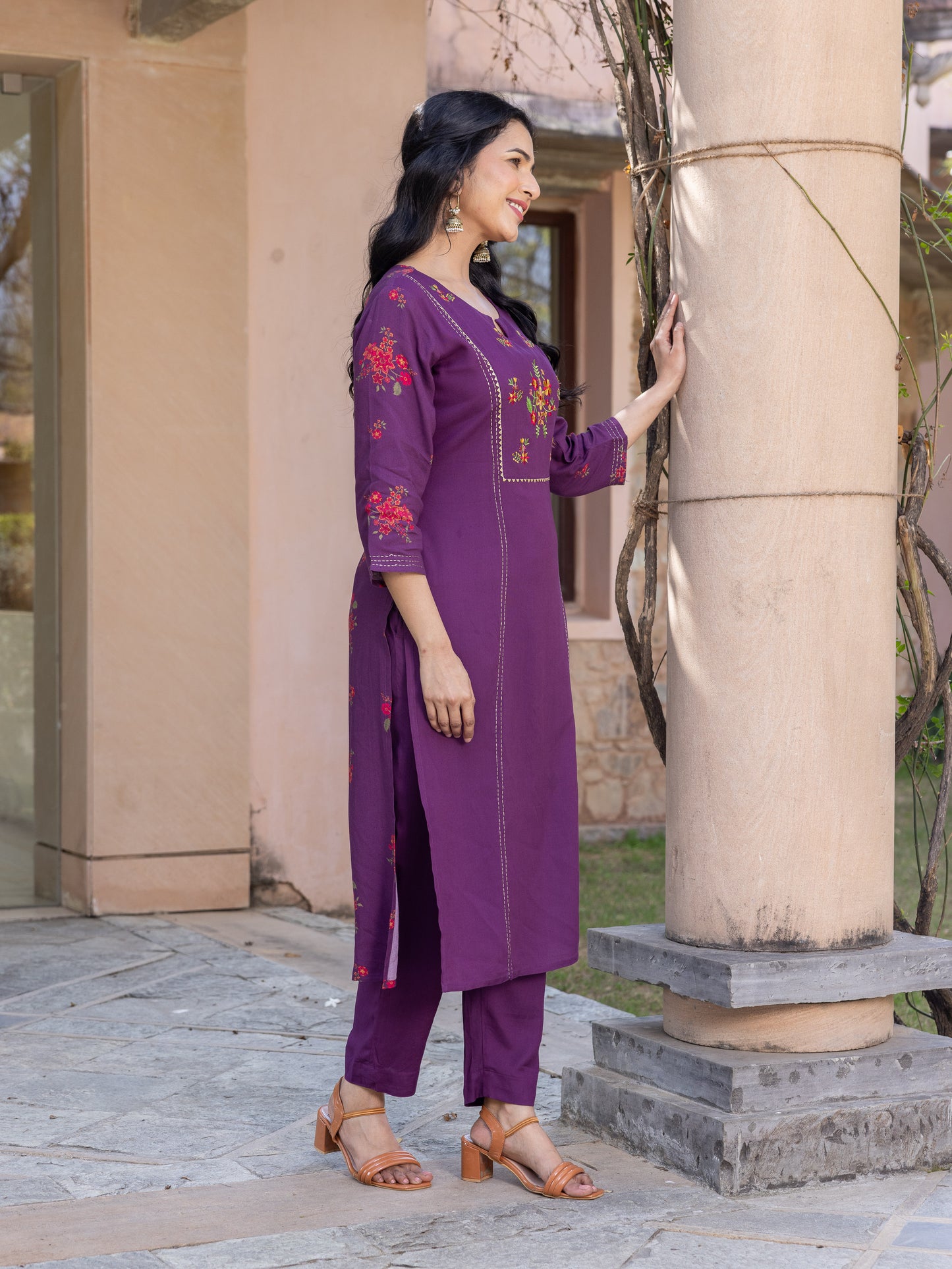 Embroidered Viscose Solid Straight Wine Kurta