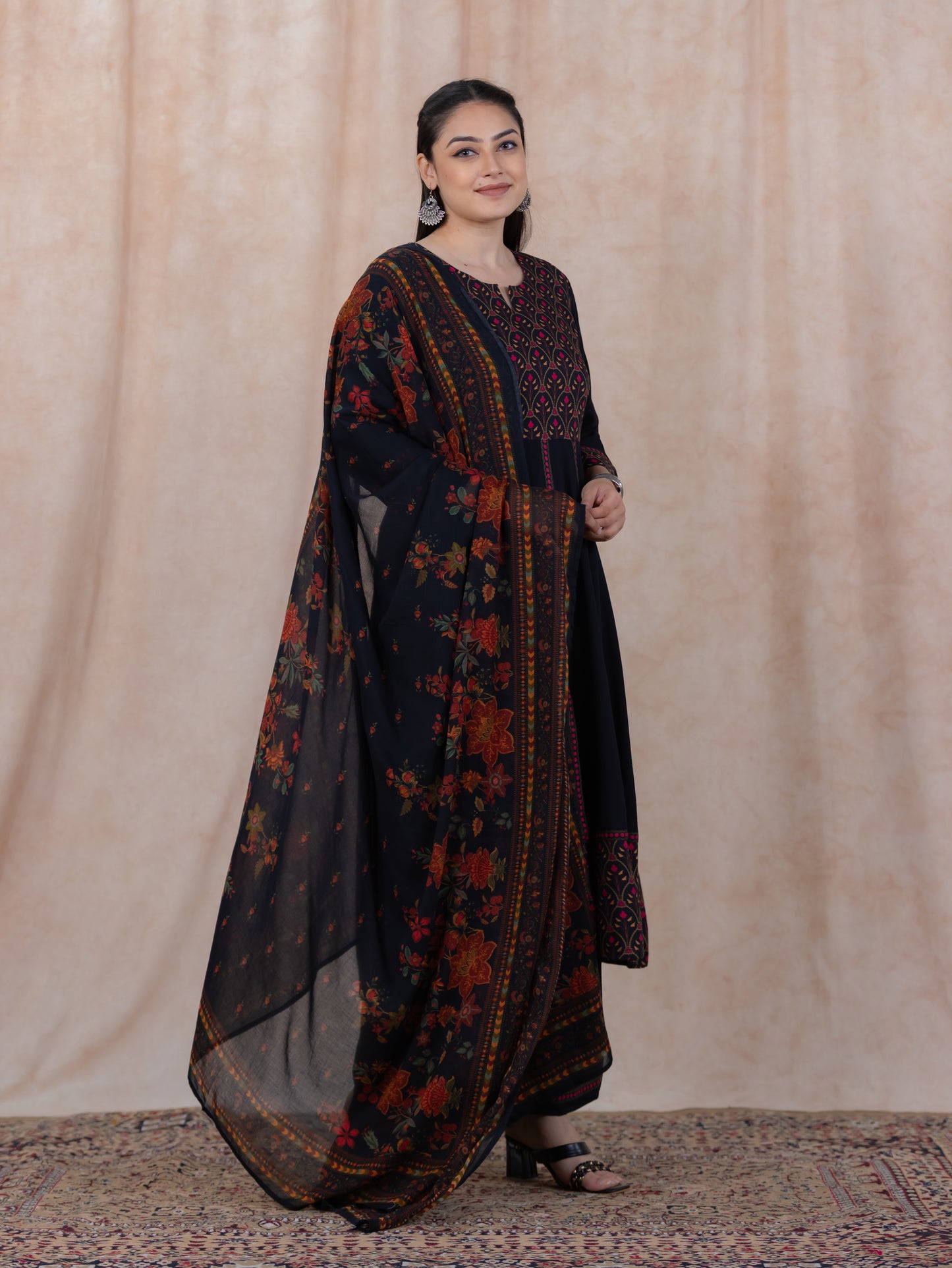 Viscose Solid Anarkali Black Kurta