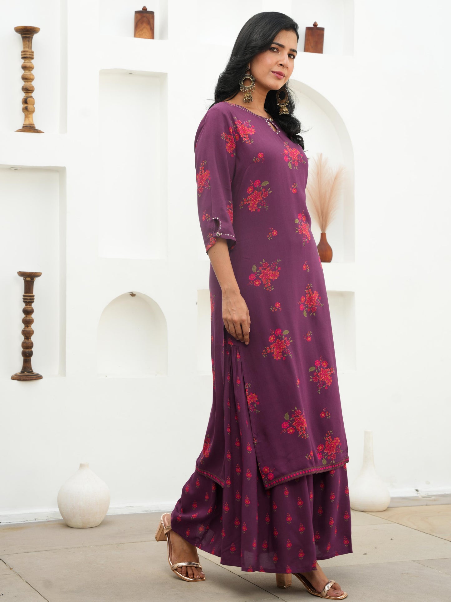 Embroidered Viscose Floral Straight Mauve Kurta