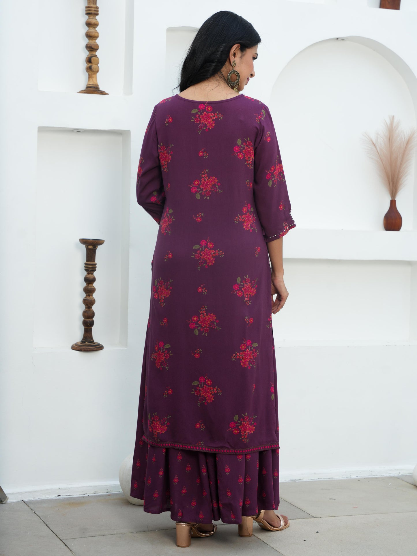 Embroidered Viscose Floral Straight Mauve Kurta