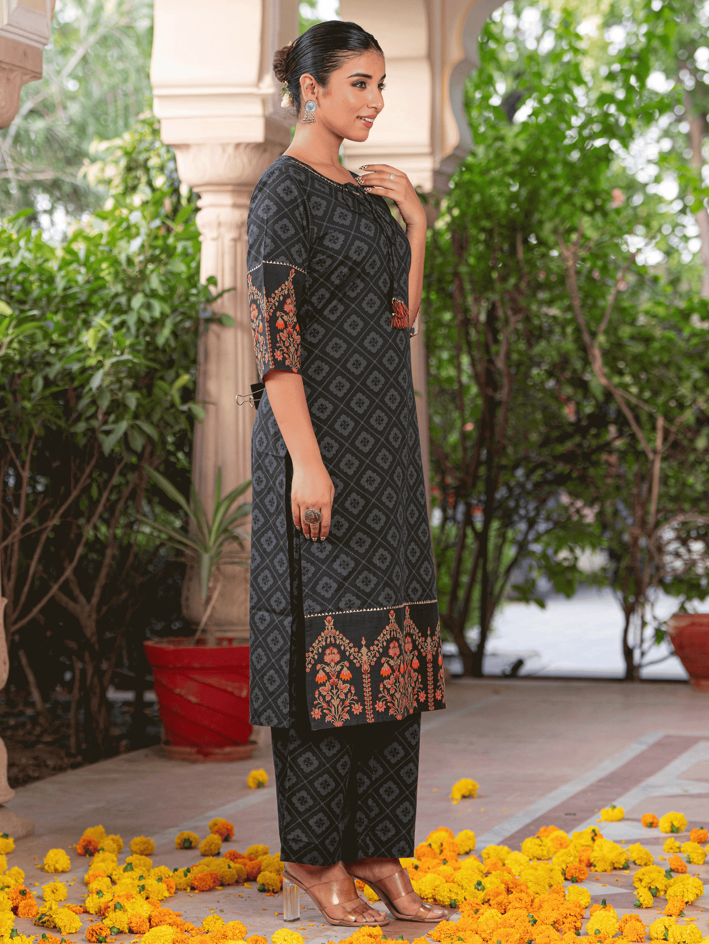 Soft Cotton Floral Straight Black Kurta
