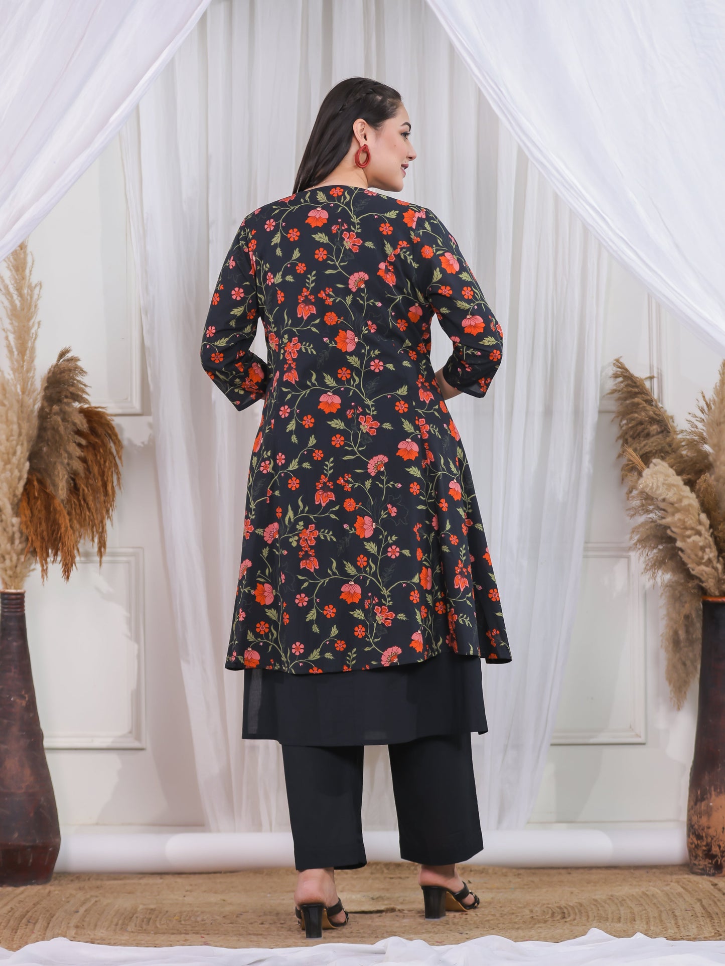 Soft Cotton Solid A-line Black Kurta