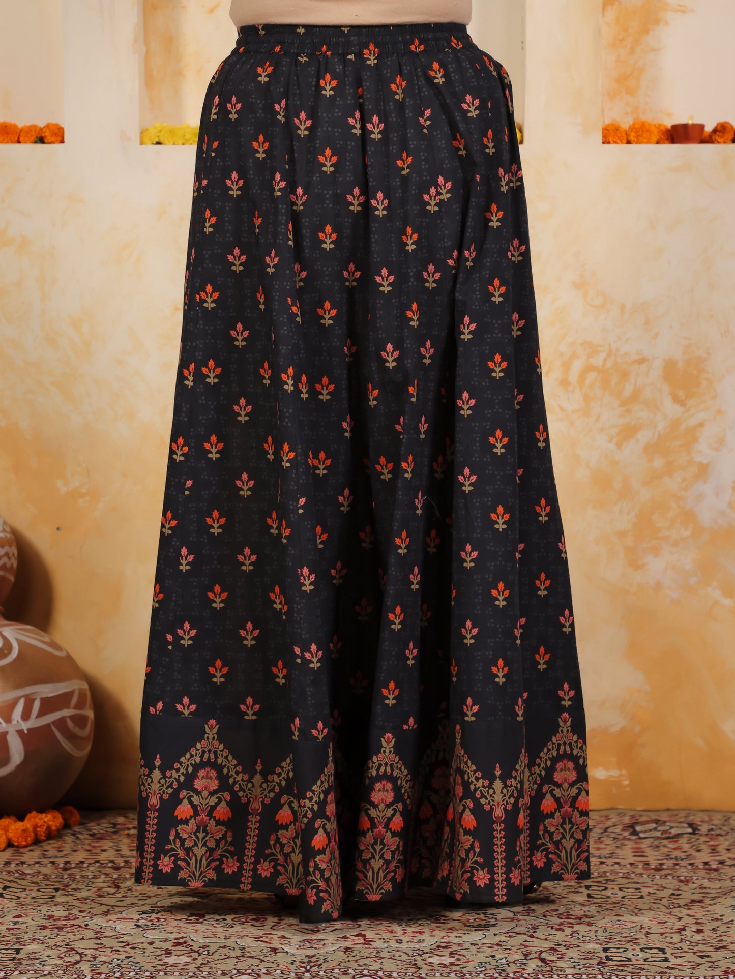Soft Cotton Placement Print Straight Black Kurta (With Necklace)
