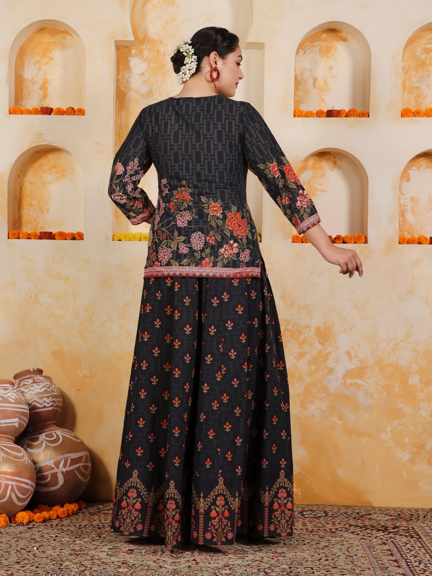 Soft Cotton Placement Print Straight Black Kurta (With Necklace)