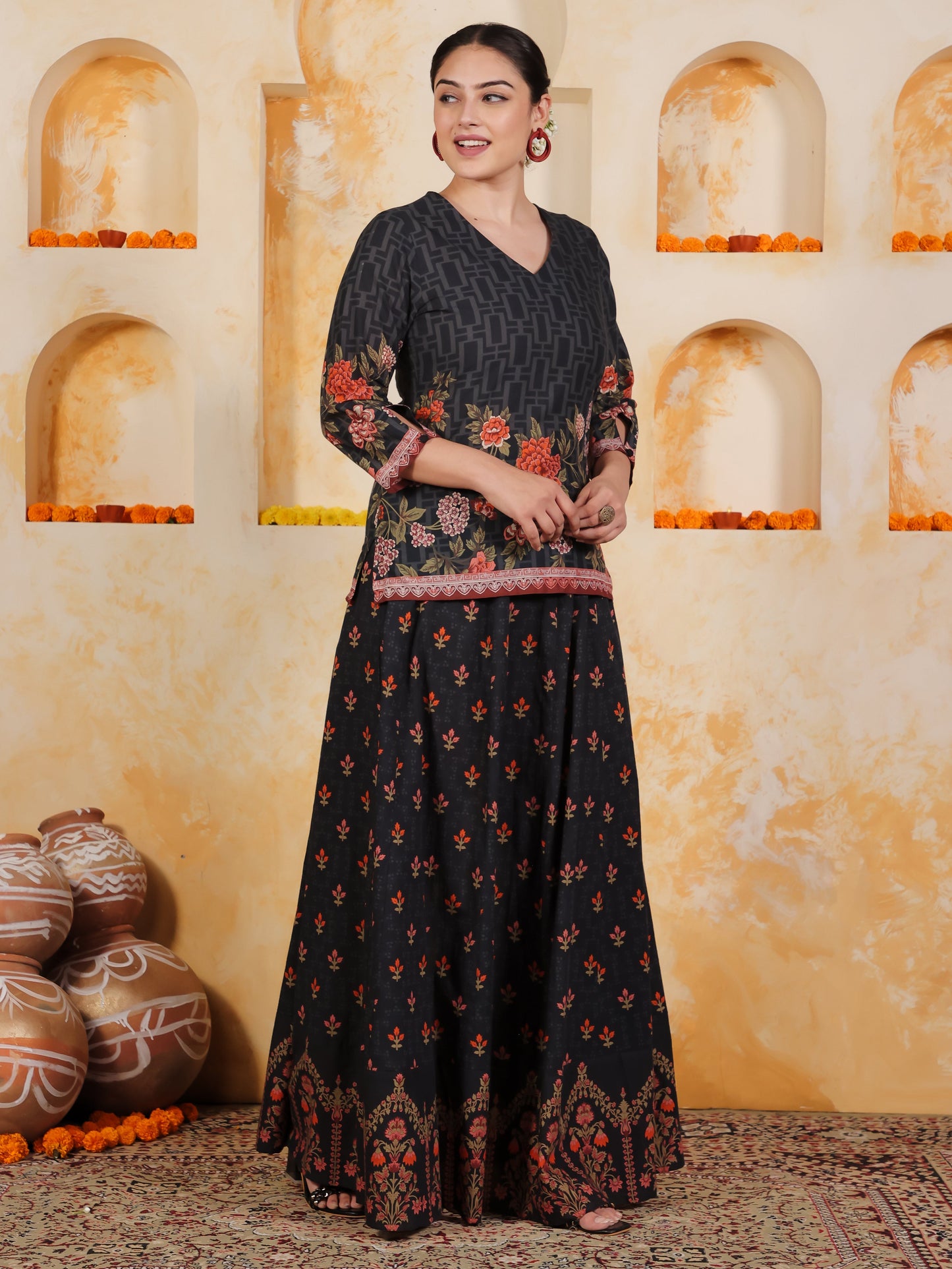 Soft Cotton Placement Print Straight Black Kurta (With Necklace)