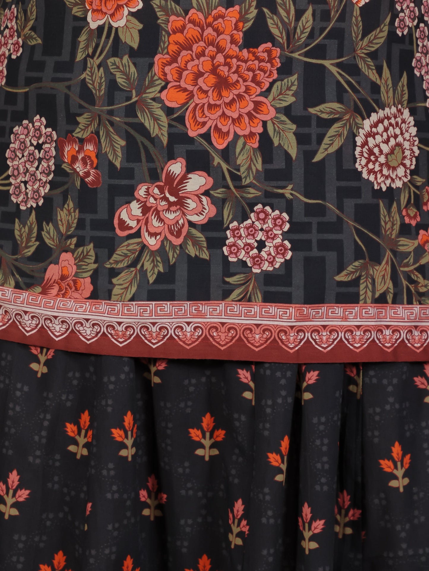 Soft Cotton Placement Print Straight Black Kurta (With Necklace)