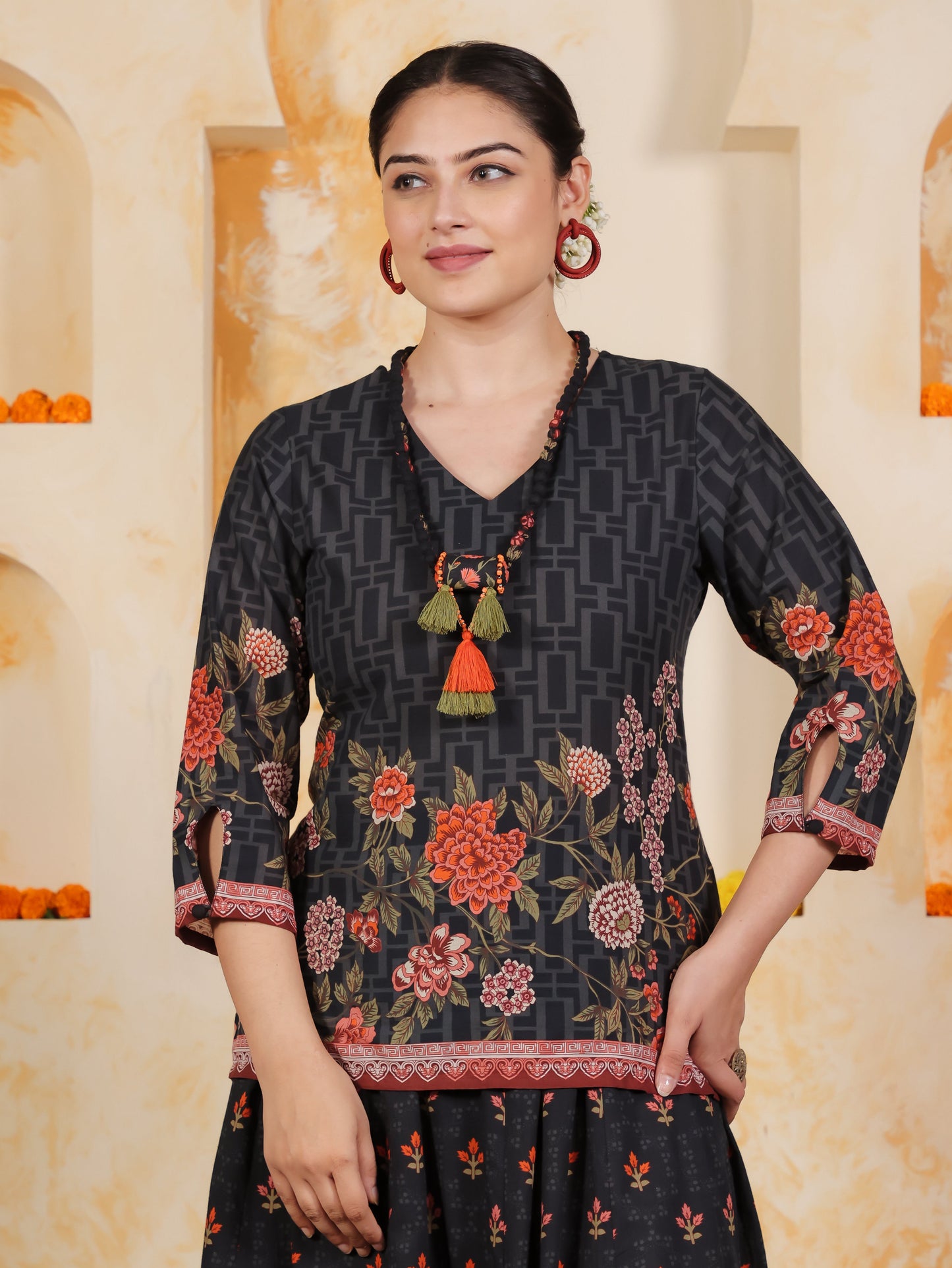 Soft Cotton Placement Print Straight Black Kurta (With Necklace)