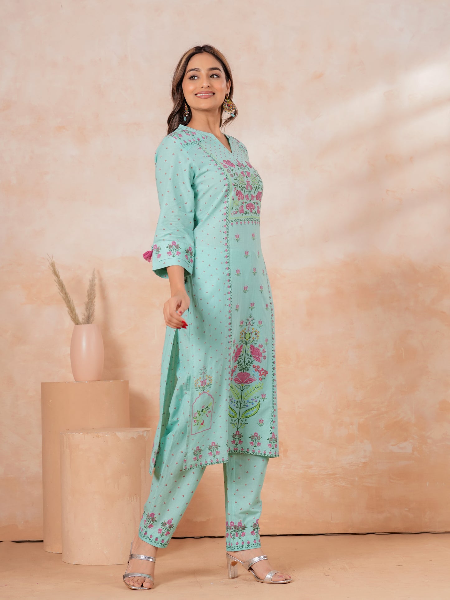 Soft Cotton Floral Straight Turquoise Kurta