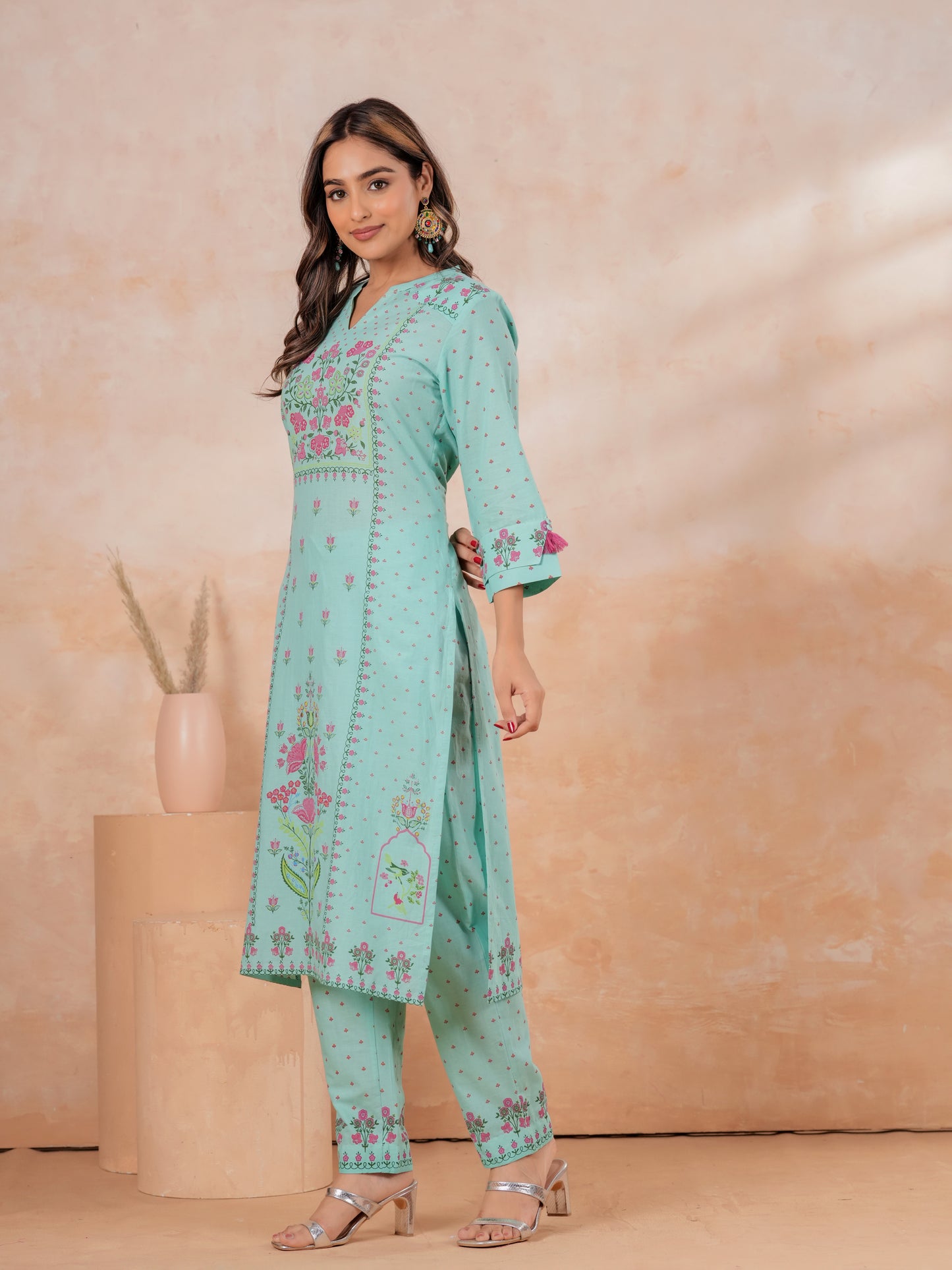 Soft Cotton Floral Straight Turquoise Kurta