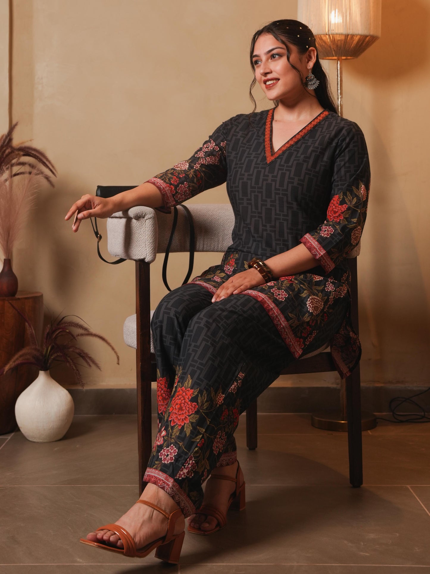 Embroidered Soft Cotton Placement Print Straight Black Kurta