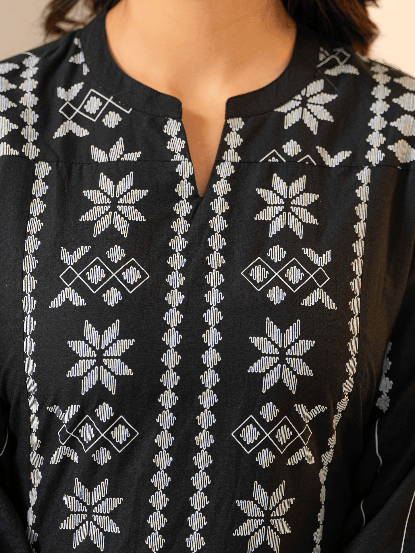 Soft Cotton Geometric Straight Black Kurta