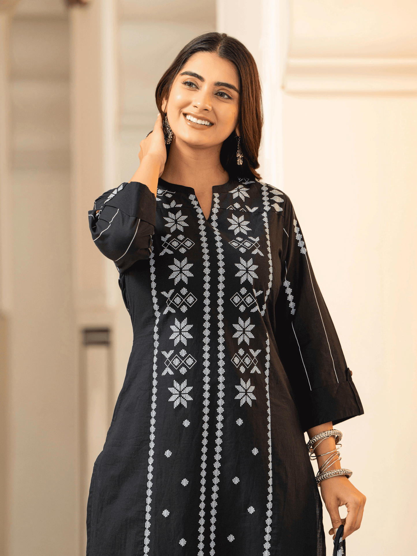 Soft Cotton Geometric Straight Black Kurta