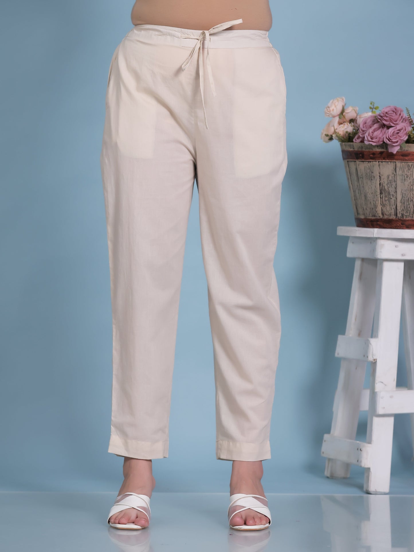 Soft Cotton Solid Cream Tapered Trousers