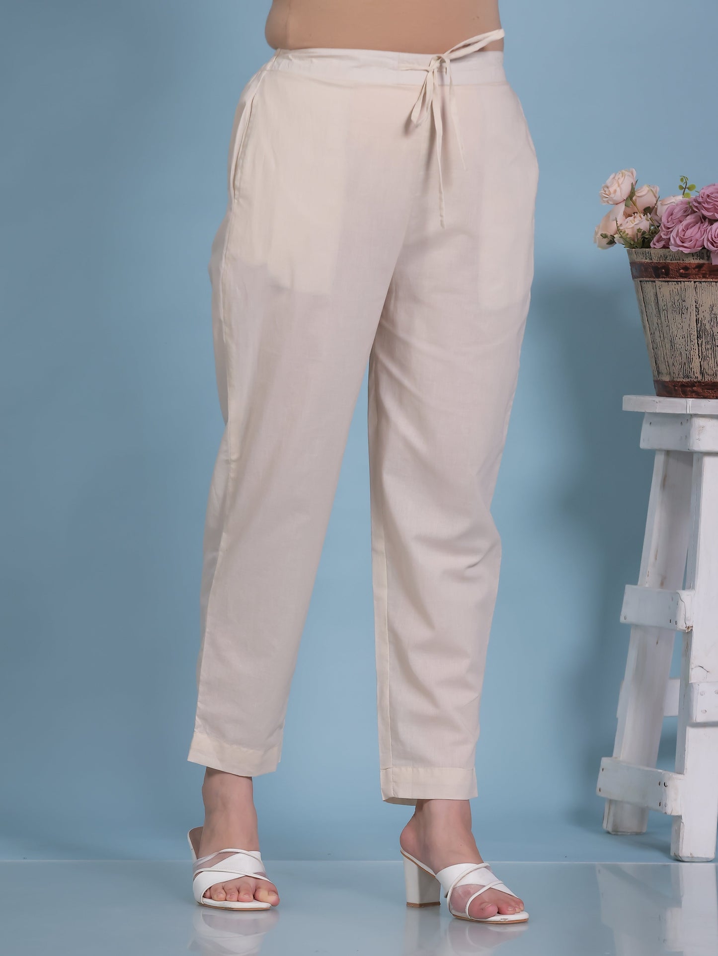 Soft Cotton Solid Cream Tapered Trousers