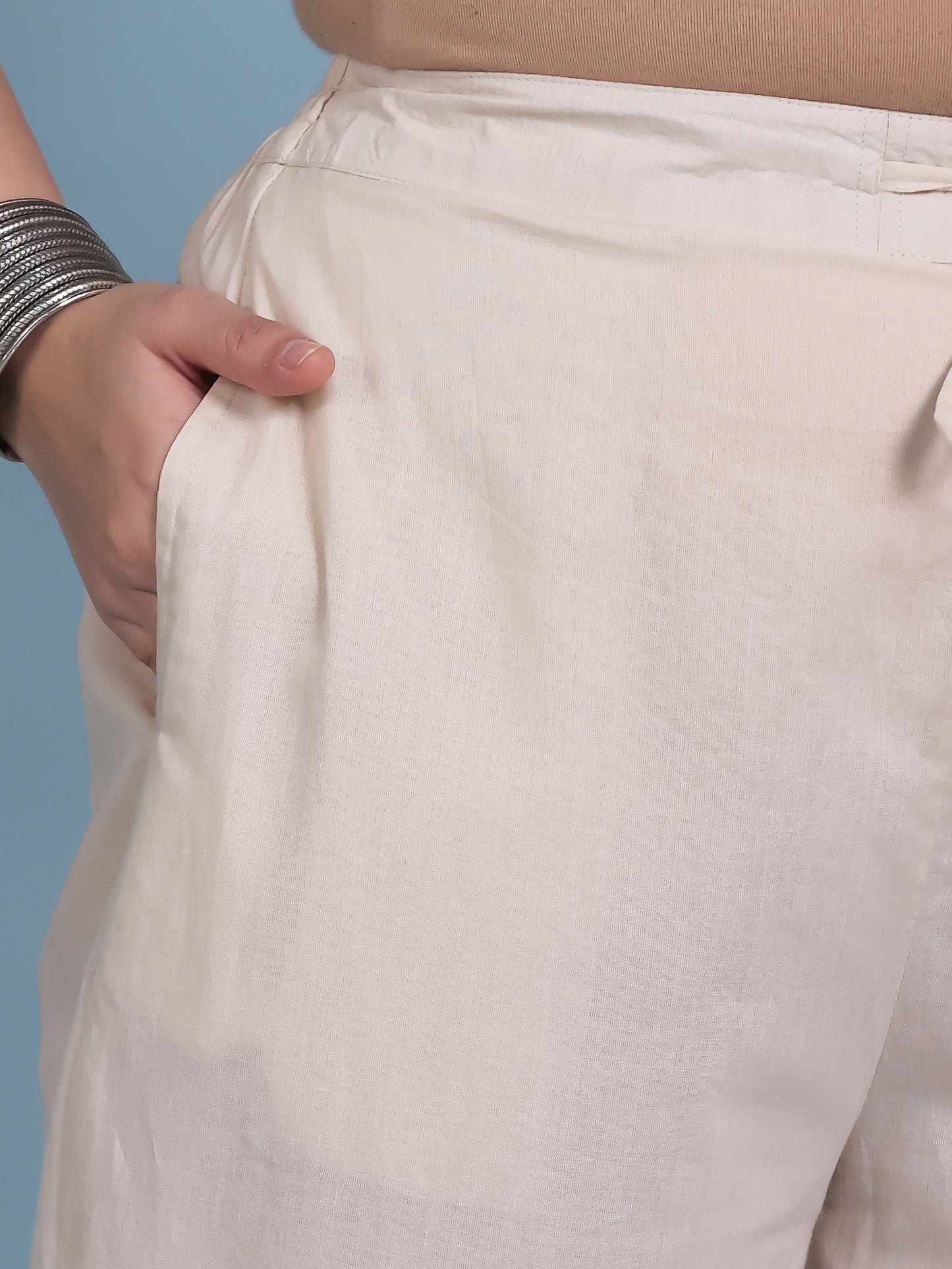 Soft Cotton Solid Cream Tapered Trousers