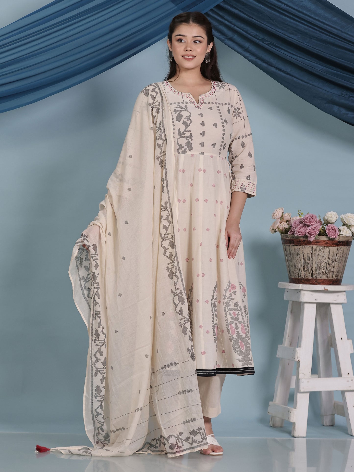 Soft Cotton Geometric Anarkali Cream Kurta
