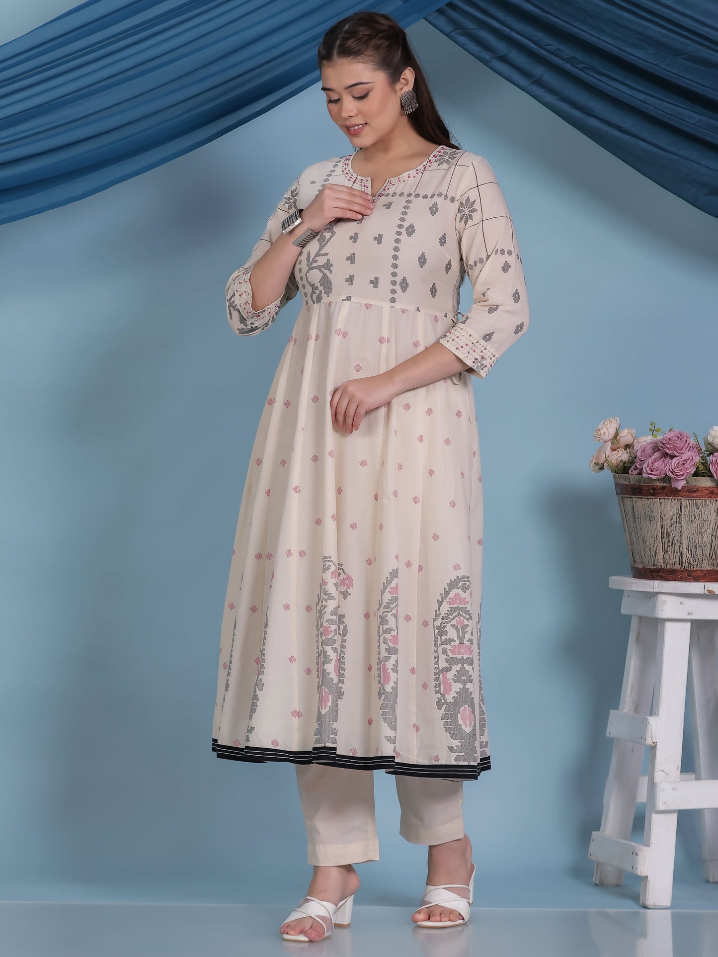 Soft Cotton Geometric Anarkali Cream Kurta