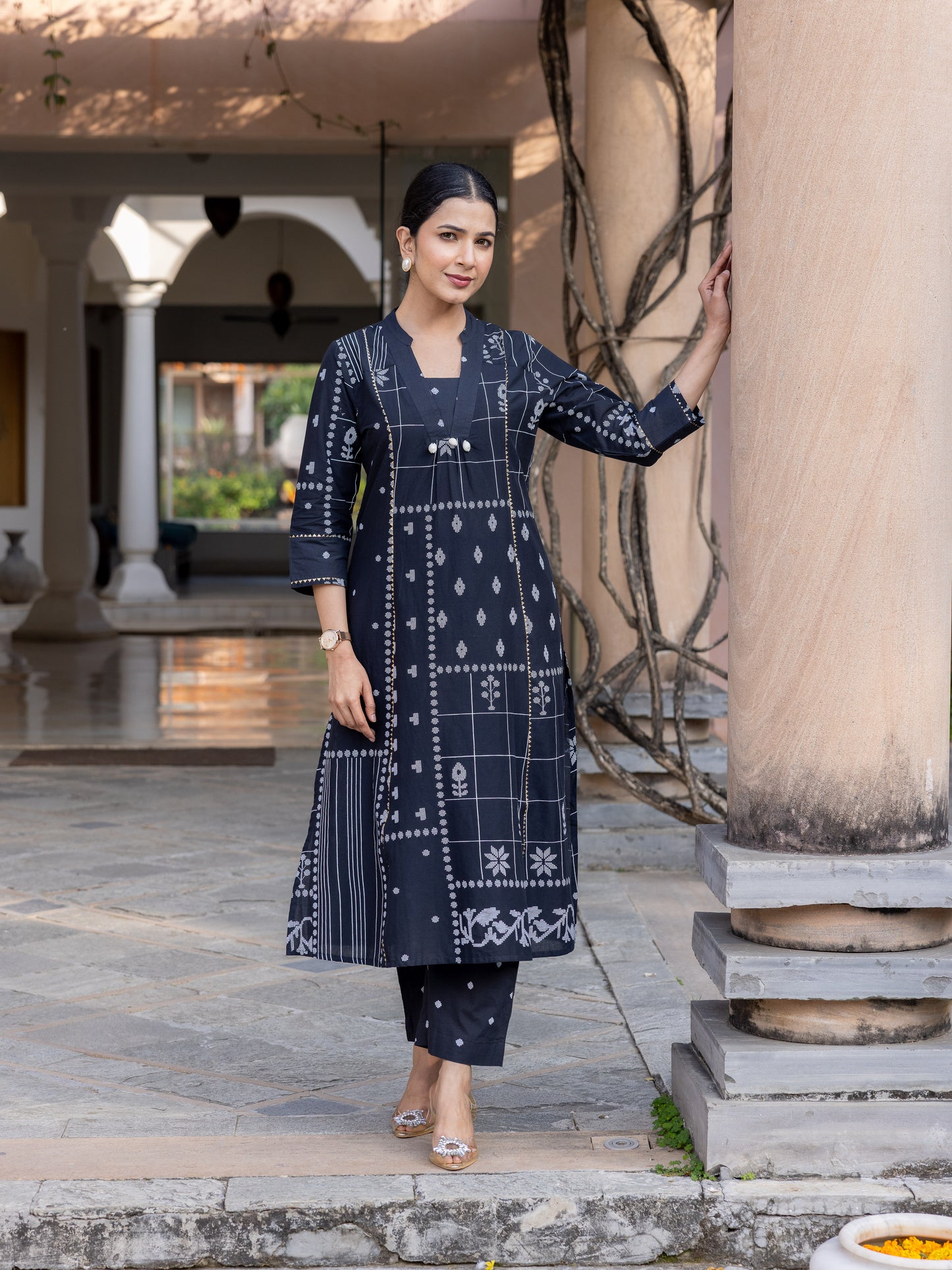 Soft Cotton Geometric Flared Black Kurta
