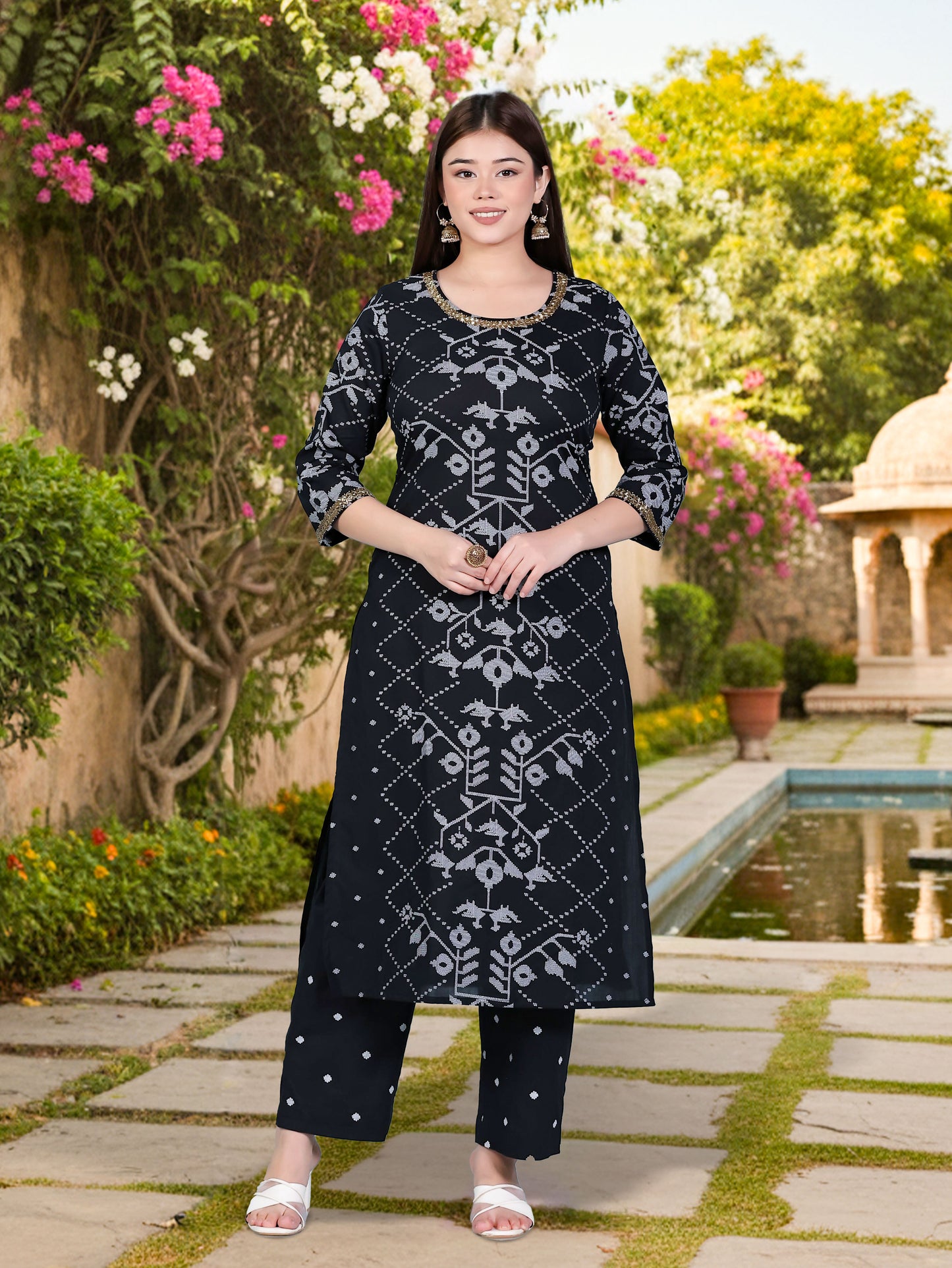Soft Cotton Geometric Straight Black Kurta